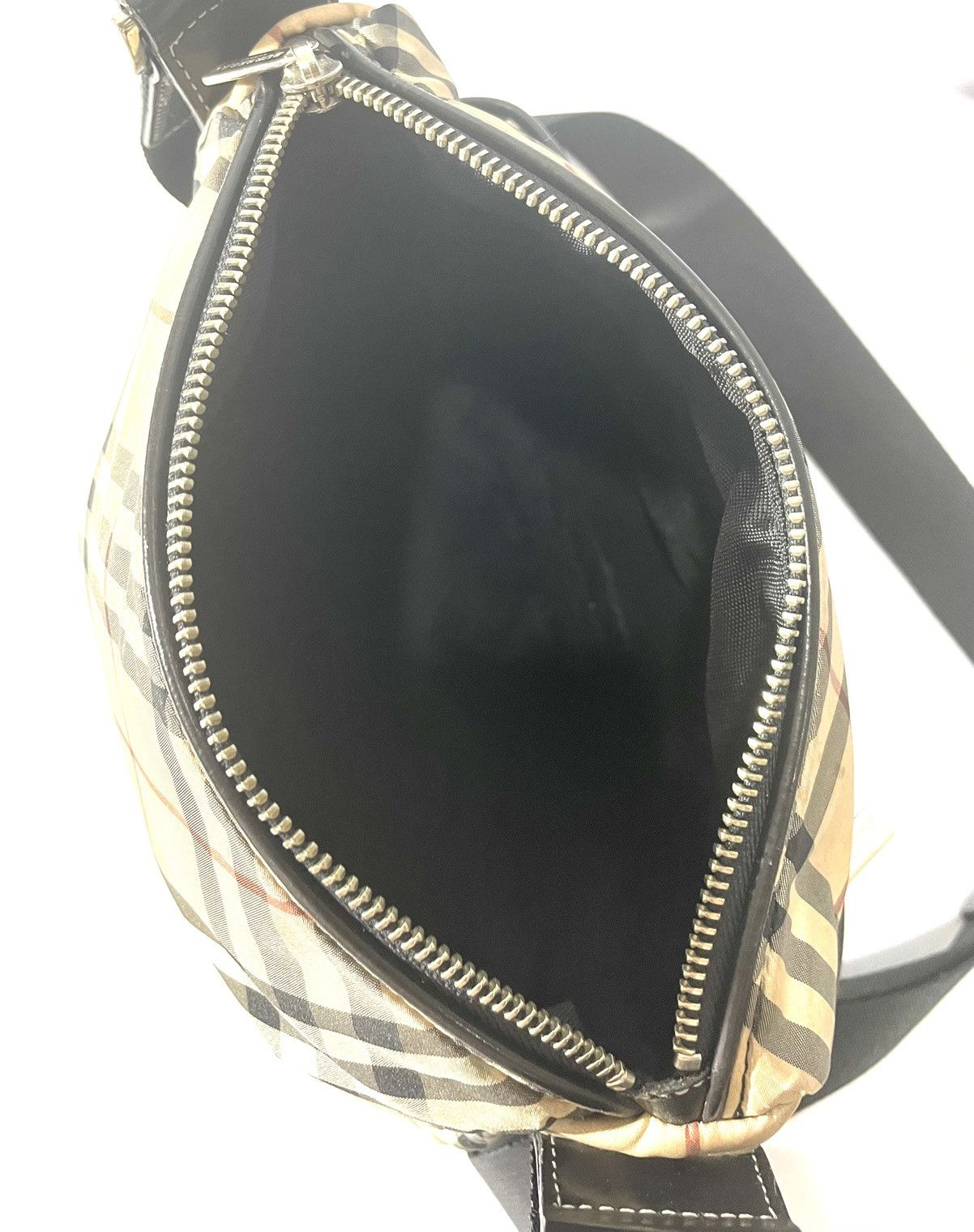 Burberry Burberry Monogram Crossbody Bag Size ONE SIZE - 19 Thumbnail