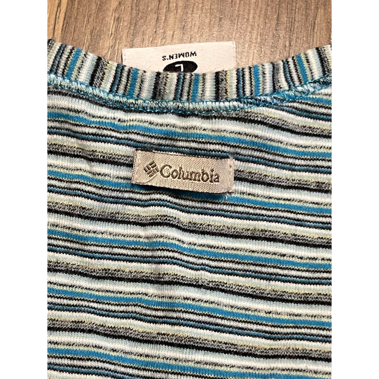Vintage Columbia Tank Top Women L Blue Gray Striped Sleeveless V-Neck Casual Basic Shirt or Tank Size L / US 10 / IT 46 - 5 Thumbnail