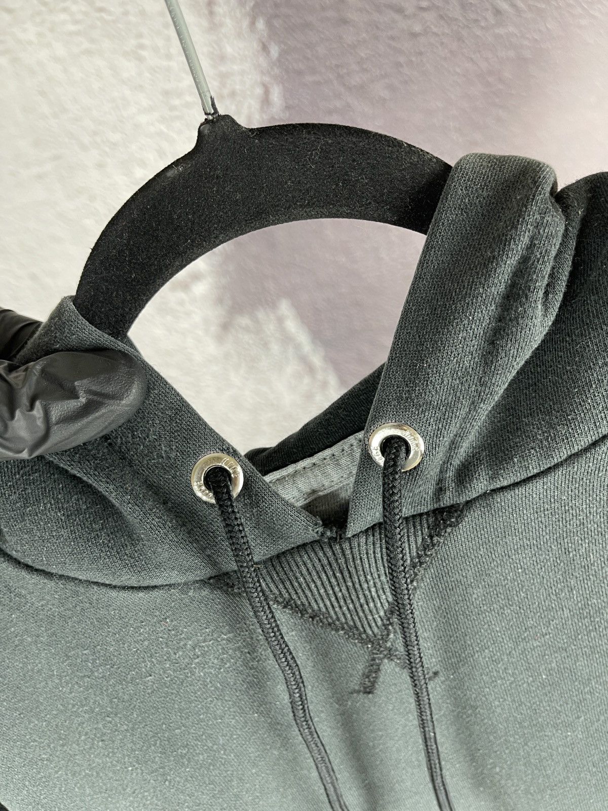 Nike × Vintage Nike vintage y2k black faded hoodie swoosh Size US M / EU 48-50 / 2 - 7 Thumbnail