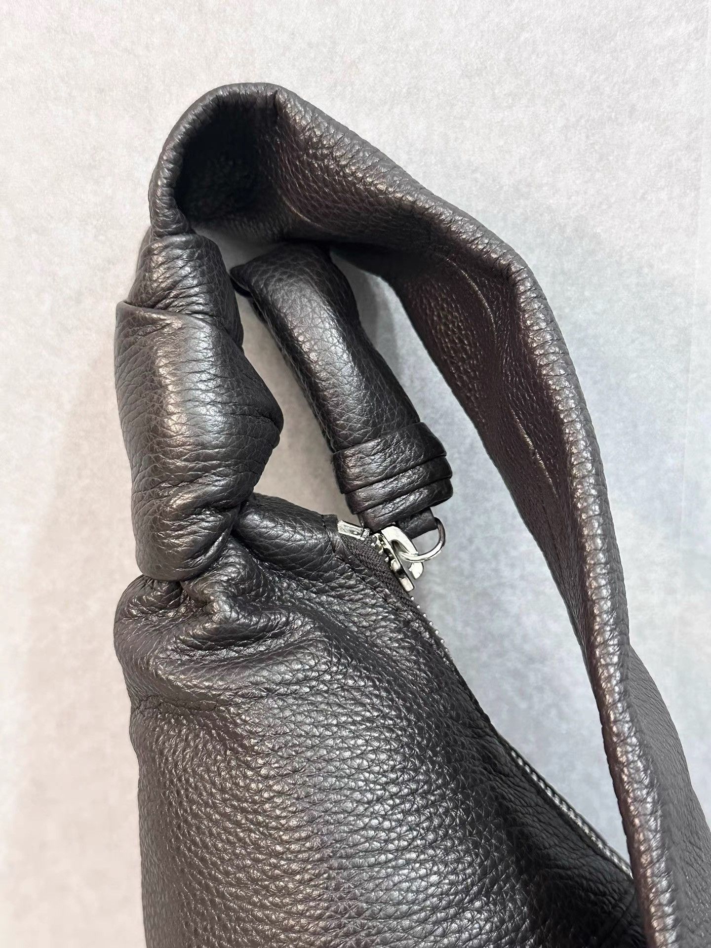 Lemaire Lemaire Brand New Grained Leather Small Croissant Bag K34 Size ONE SIZE - 7 Thumbnail