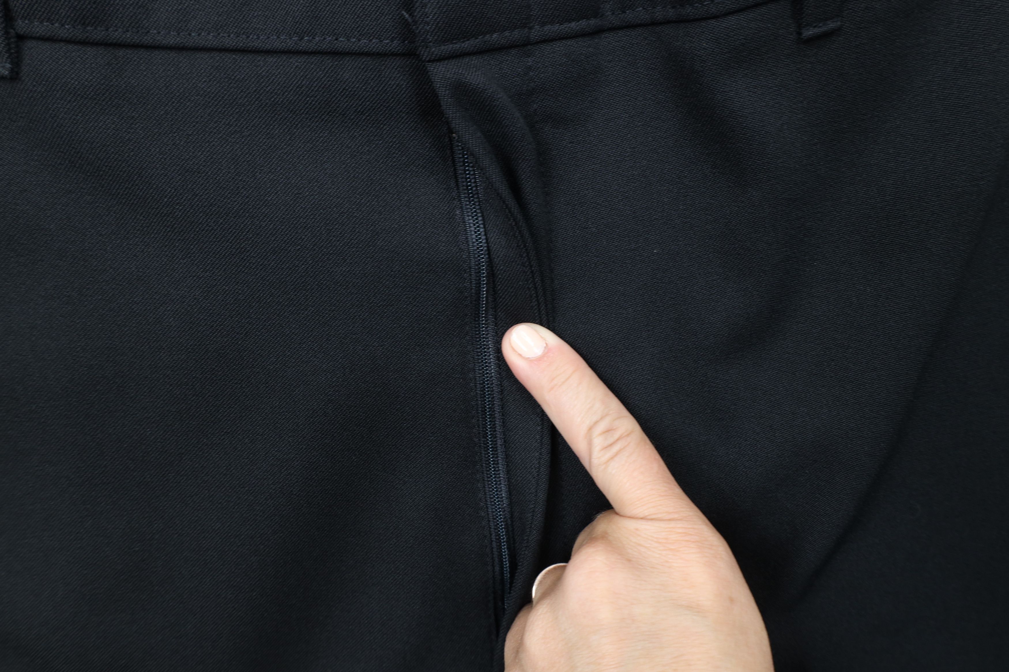 Levi's Vintage Y2K 2001 Levis Flared Wide Leg Chino Pants Black Size US 42 / EU 58 - 5 Thumbnail