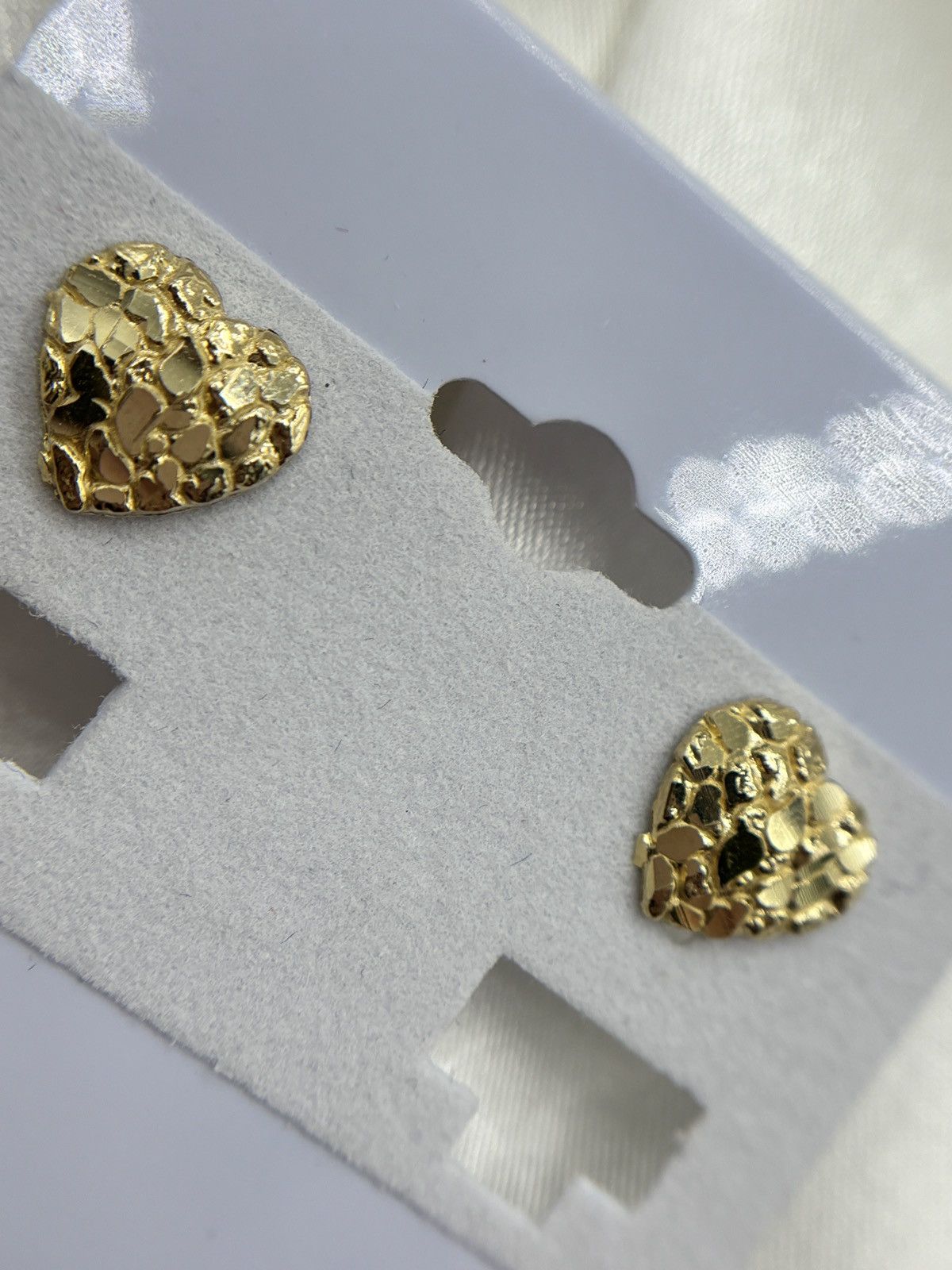 Other 10K Heart Nugget Earrings Size ONE SIZE - 1 Thumbnail