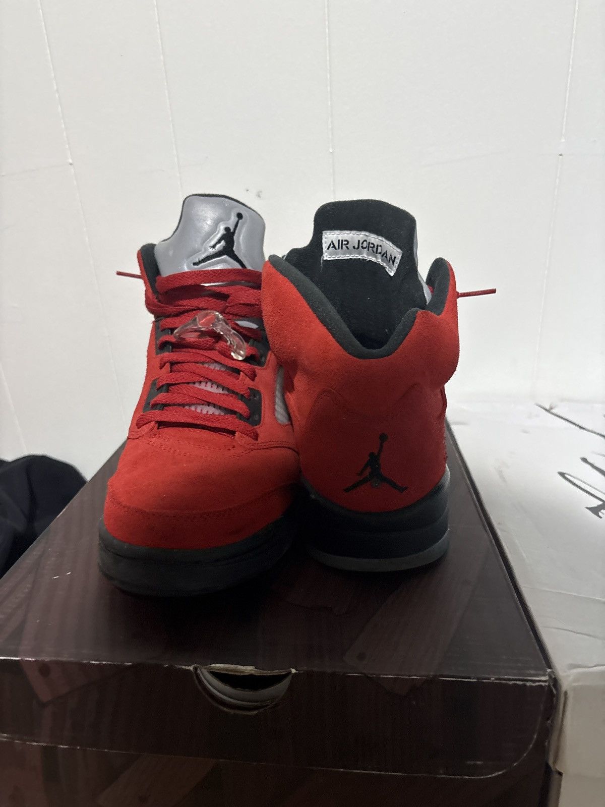 Jordan Brand Jordan 5 Retro Ragging Bull Red Size US 9 / EU 42 - 1 Thumbnail