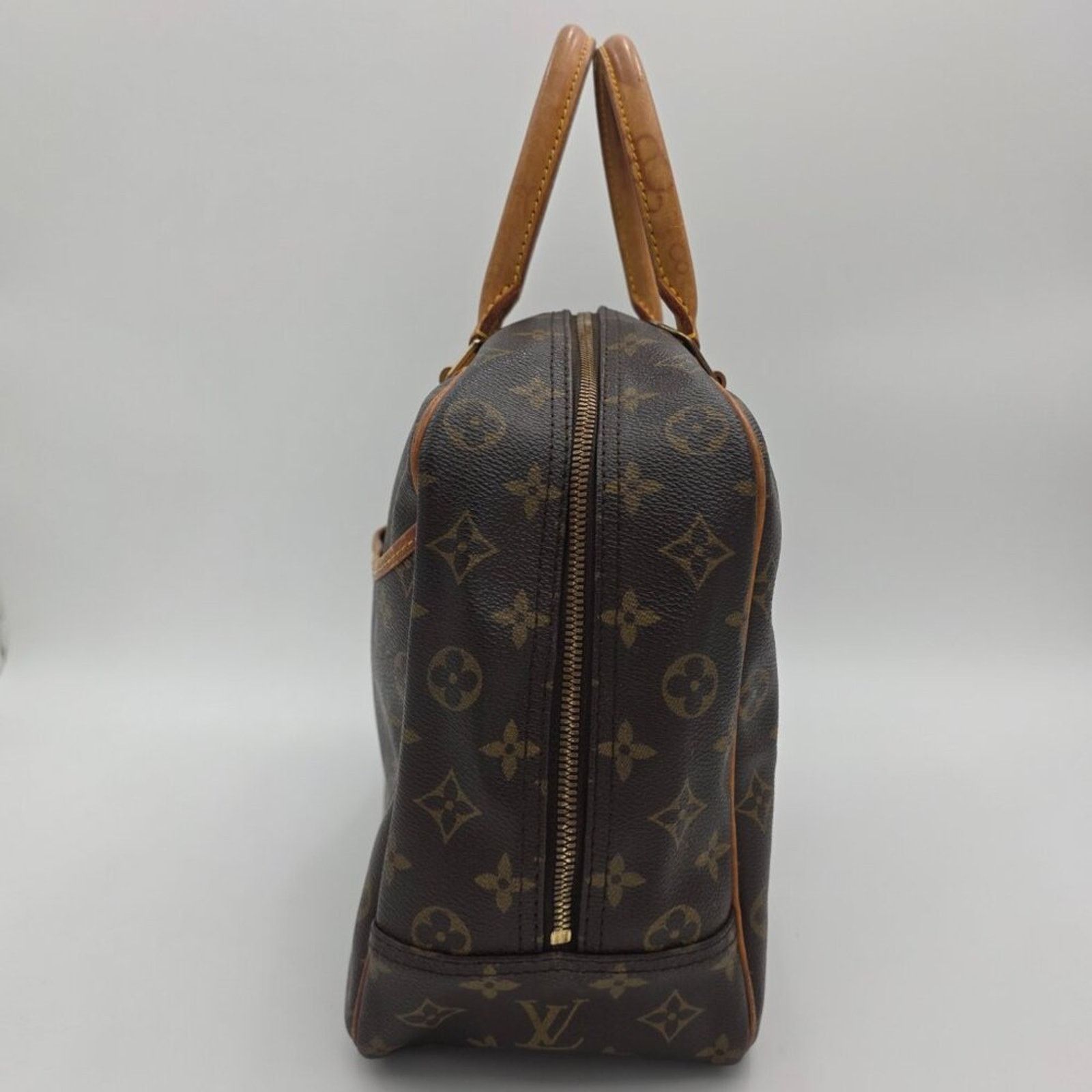 Louis Vuitton Vintage Louis Vuitton Deauville Size ONE SIZE - 3 Thumbnail