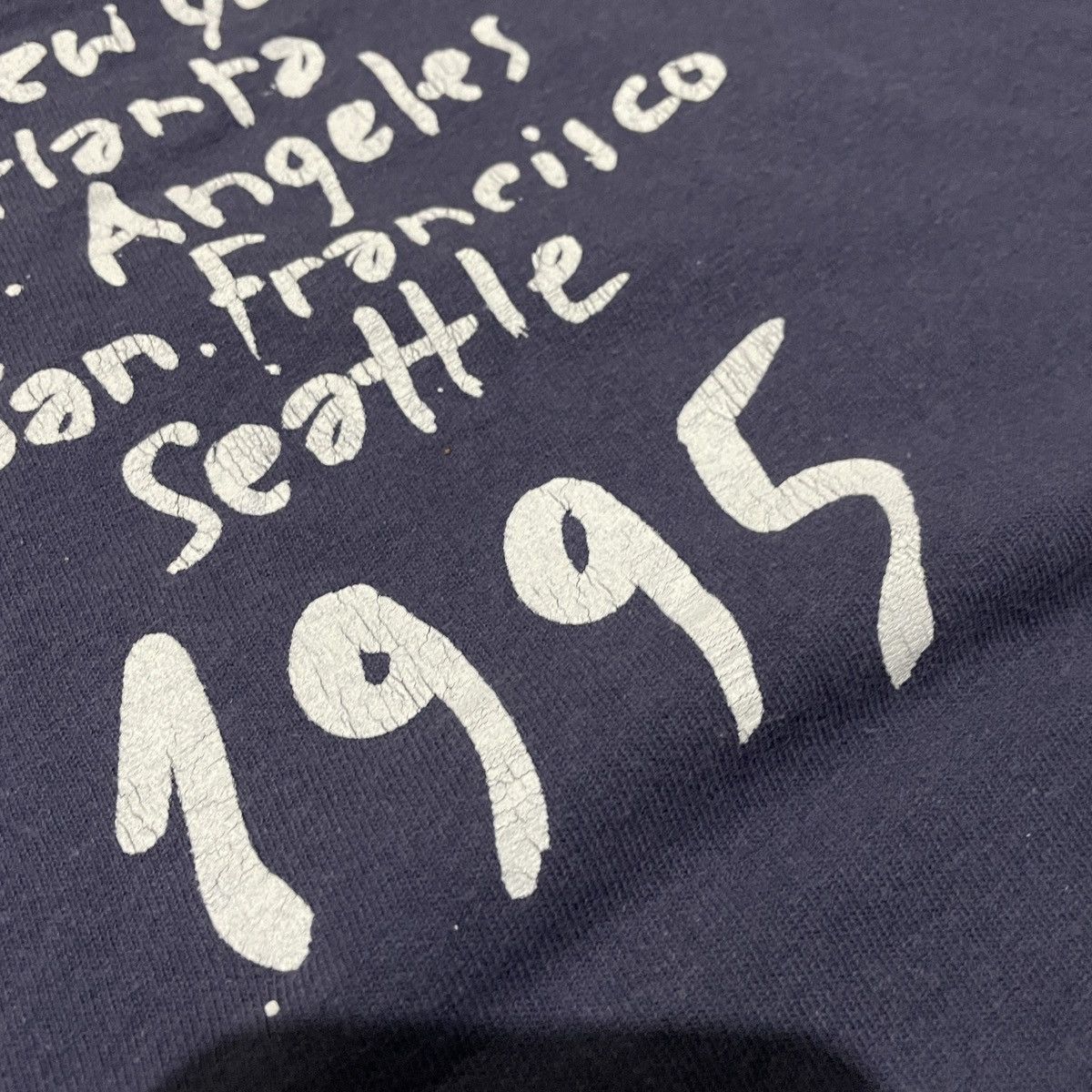 Vintage Vintage 1995 Silverchair Grunge Concert Tour L Wild Oats Size US L / EU 52-54 / 3 - 7 Thumbnail