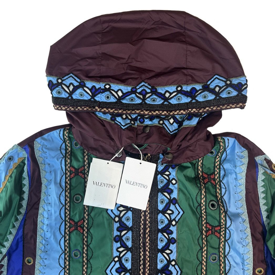 Valentino RARE Valentino folk embroidered beaded hooded windbreaker Size US L / EU 52-54 / 3 - 3 Thumbnail