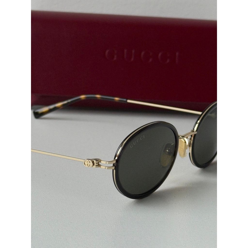 Gucci NEW Gucci GG1980S 001 Black Gold Oval Sunglasses $545 Size ONE SIZE - 4 Thumbnail