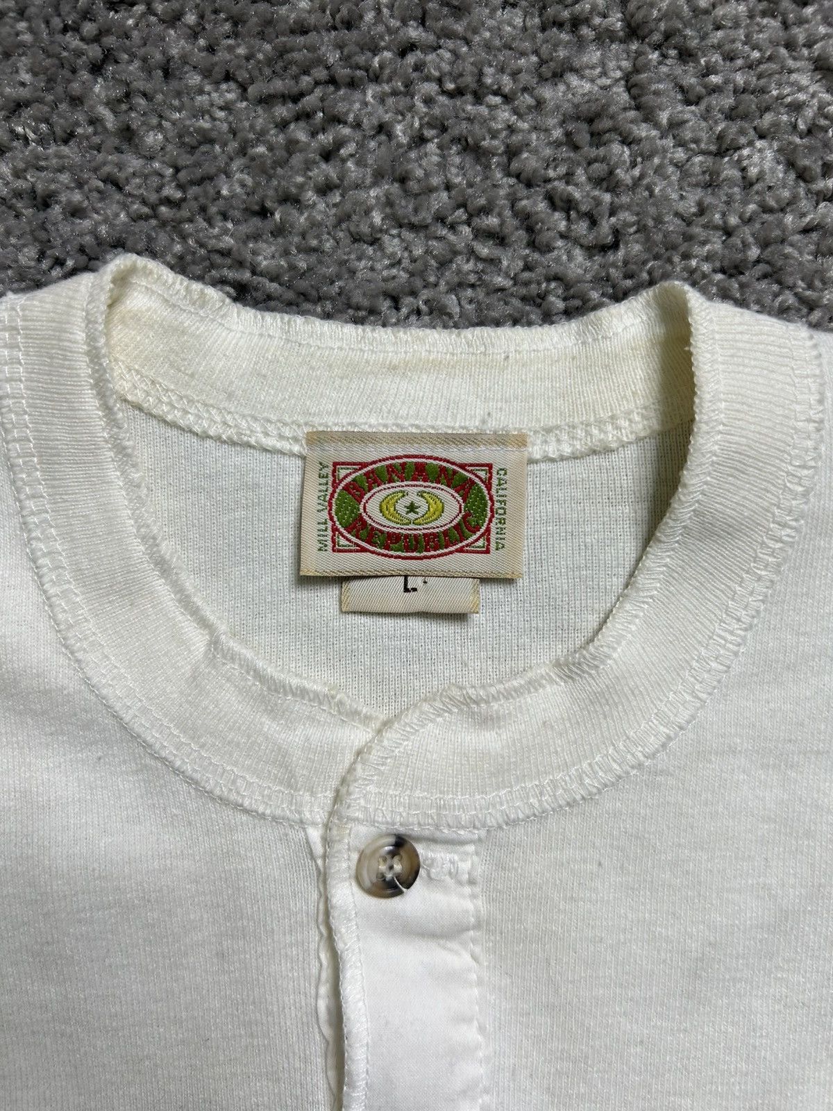 Banana Republic Vintage 80s Banana Republic Henley Tee White USA Size US L / EU 52-54 / 3 - 3 Thumbnail