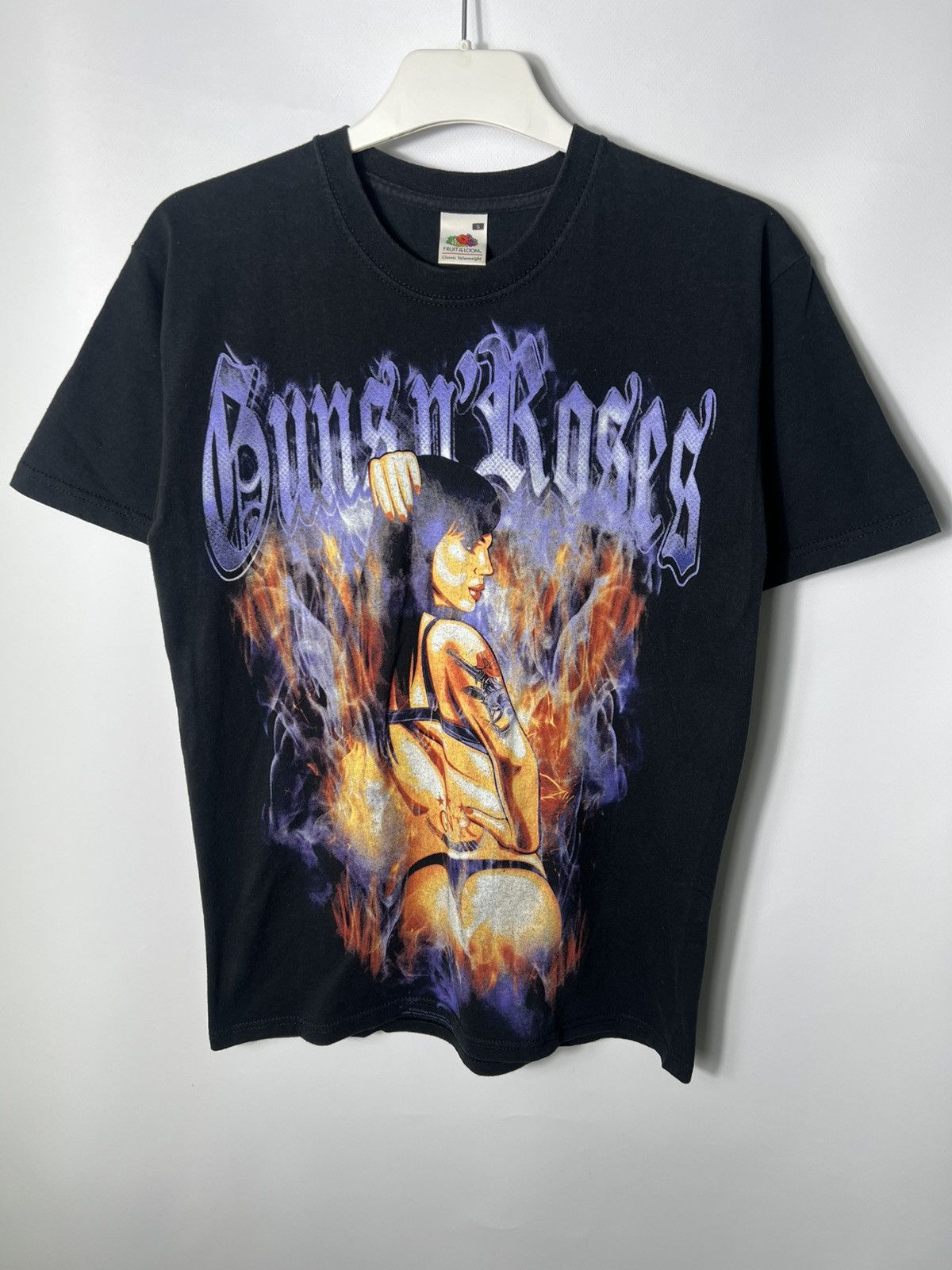 Guns N' Roses Vintage Guns N Roses Band Rock Tour Hot Sexy Girl T-shirt Size US S / EU 44-46 / 1 - 1 Thumbnail