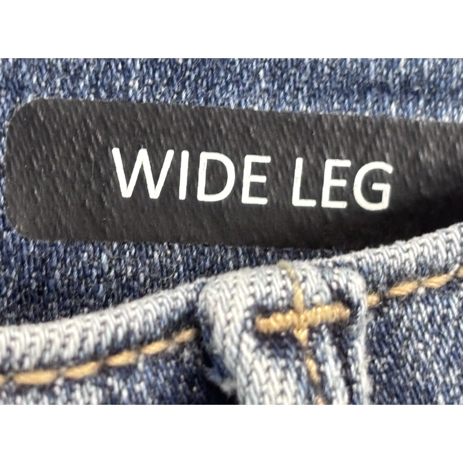 Vintage VINTAGE Judy Blue Jeans Women's Plus Size Mid Rise Wide Leg Denim Sz 24W Medium Wash Women's Size 42" / US 20 - 6 Thumbnail