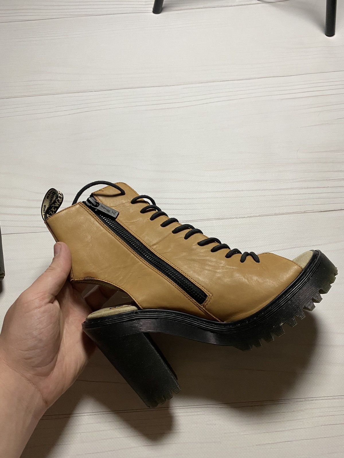 Dr. Martens Dr.Martens Carmelita High boots Size US 7 / IT 37 - 11 Thumbnail