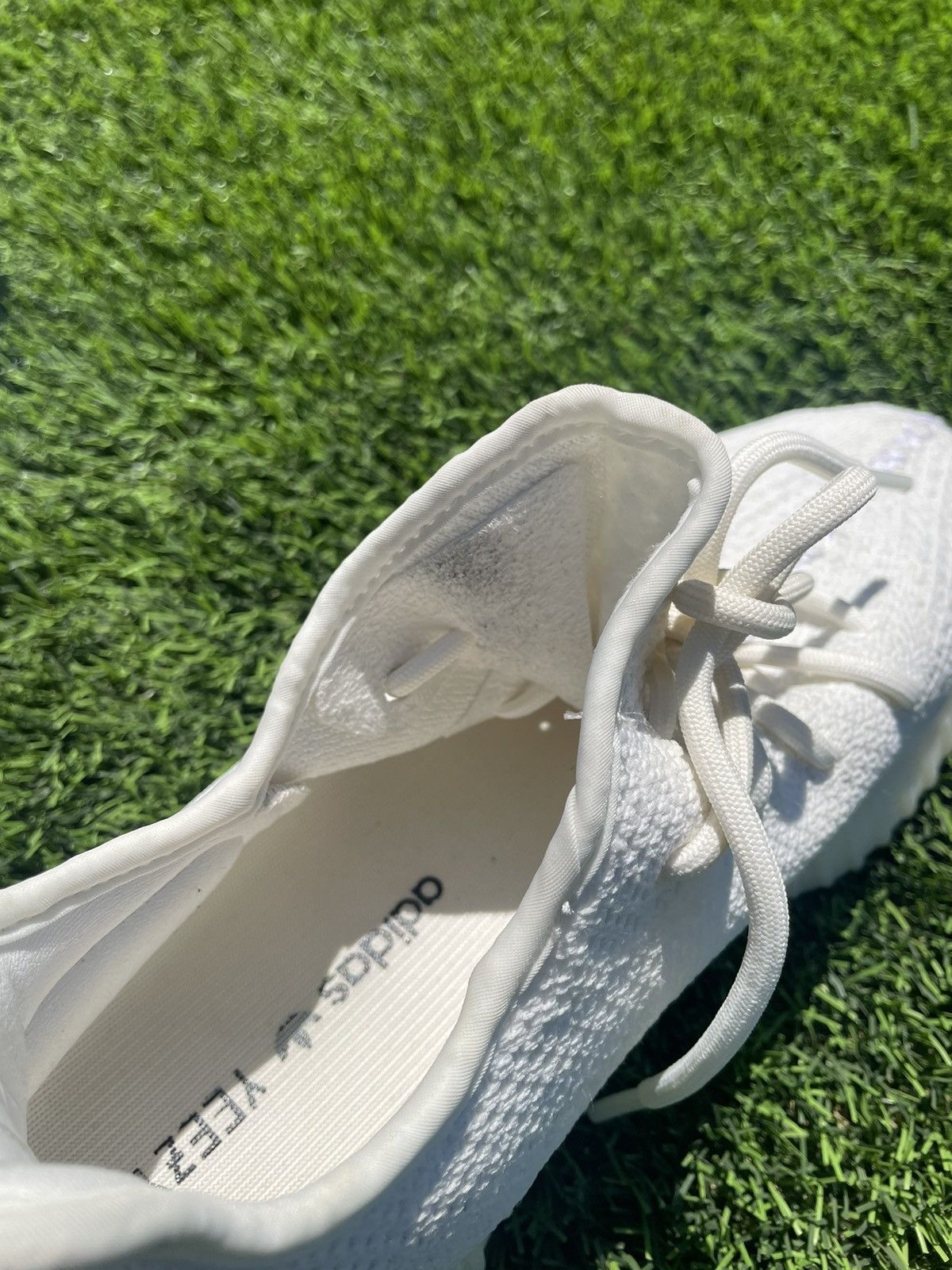 Adidas adidas Yeezy Boost 350 V2 'Cream White Triple White Size US 11.5 / EU 44-45 - 10 Thumbnail