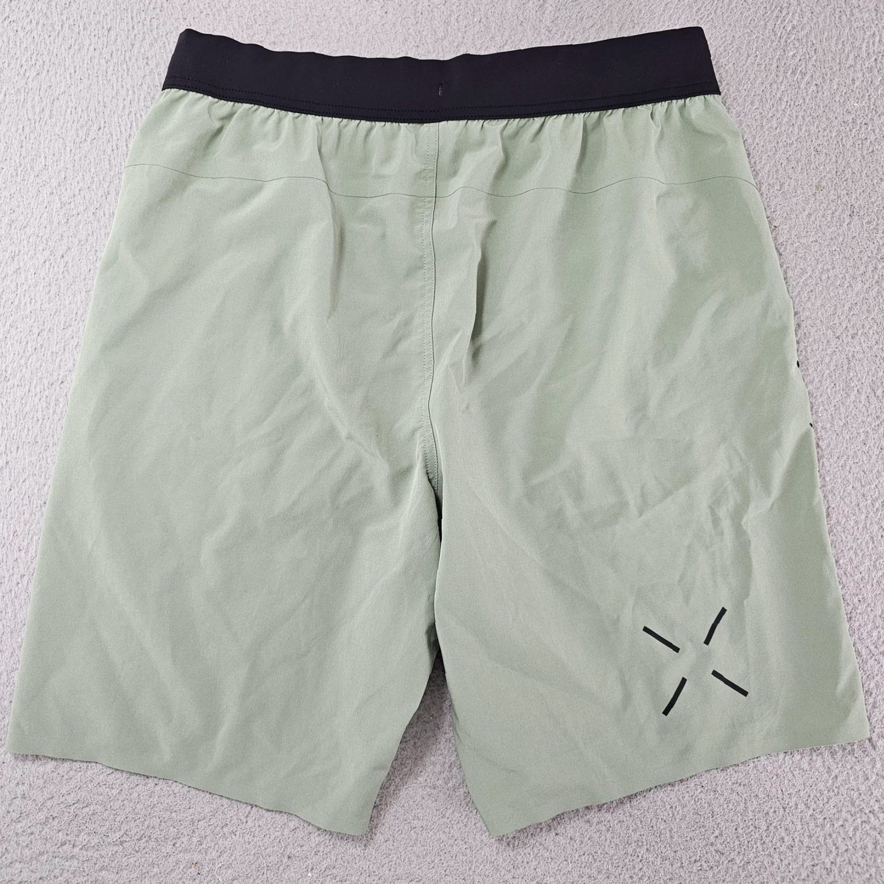 Ten Thousand Ten Thousand Interval Short Mens M Green 9in Athletic Training Gym Running Size US 31 - 5 Thumbnail