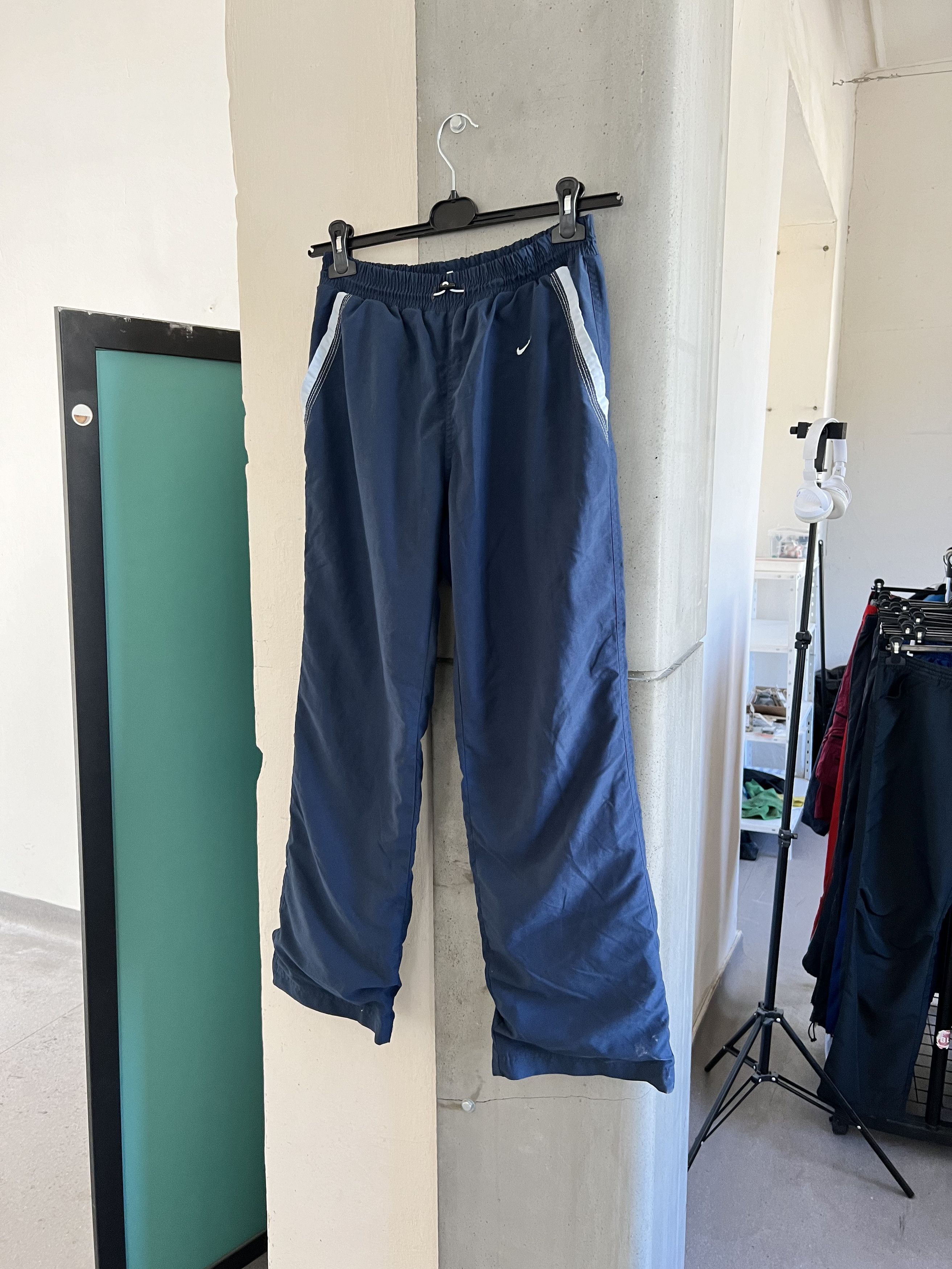 Nike Nike Baggie Nylon Sport y2k Pants Size US 30 / EU 46 - 4 Thumbnail