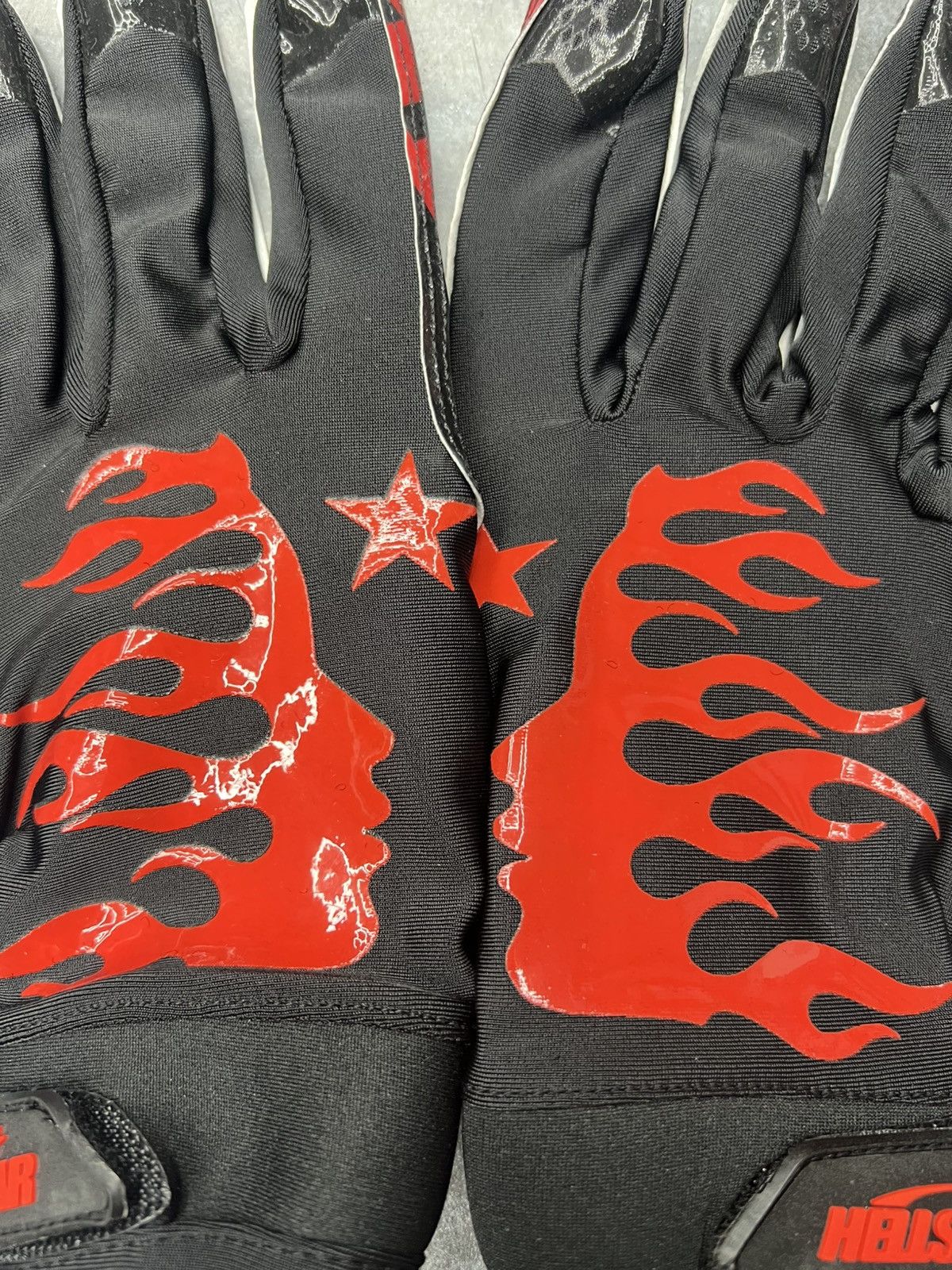 HELLSTAR Hellstar Football Gloves Size 32 - 2 Thumbnail