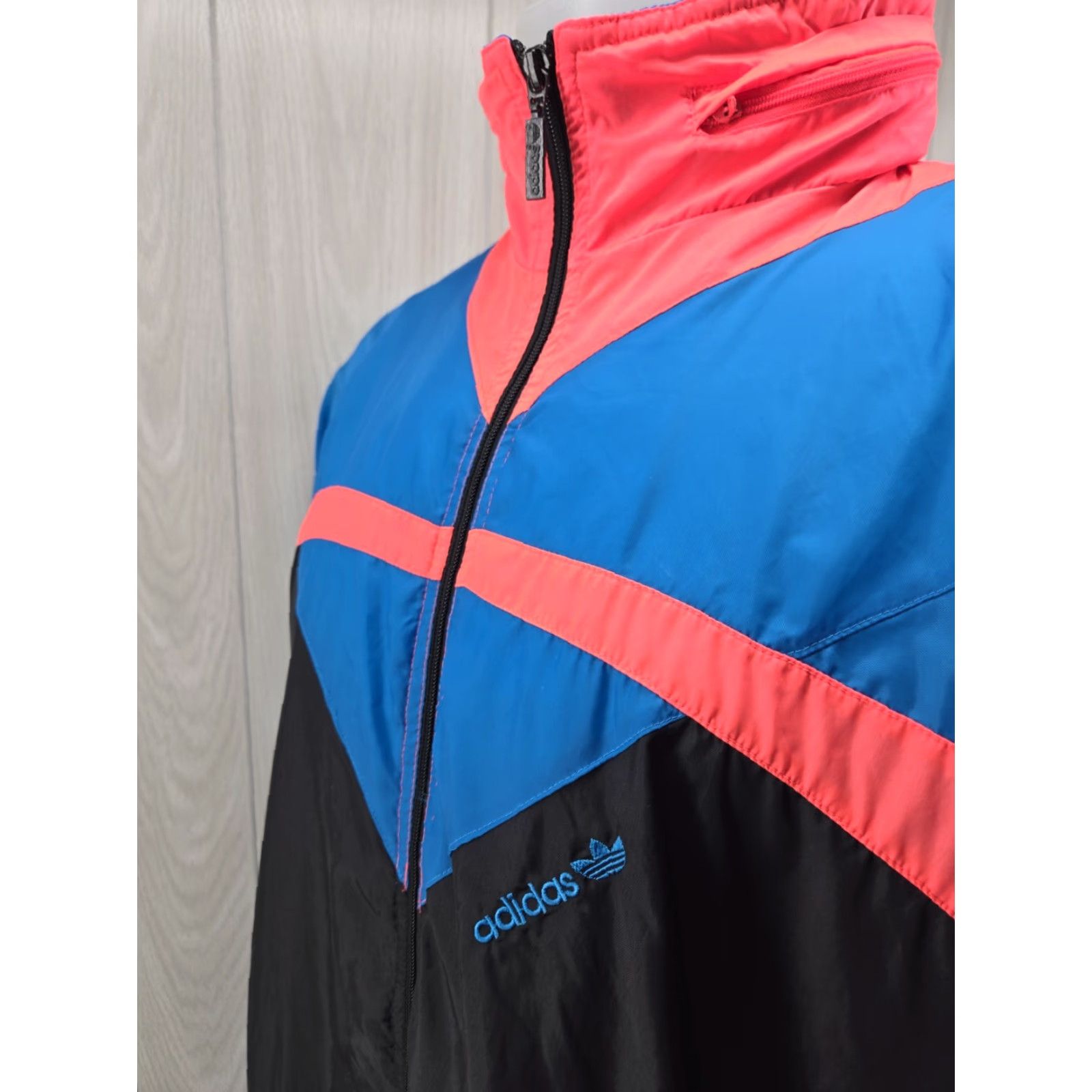 Adidas VINTAGE Adidas 1990s Original Neon Retro Track Jacket Men's L Blue Polyester Long Sleeve 1990s Mens Size L Blue Neon Retro Track Jacket Adidas Mens Size US L / EU 52-54 / 3 - 5 Thumbnail