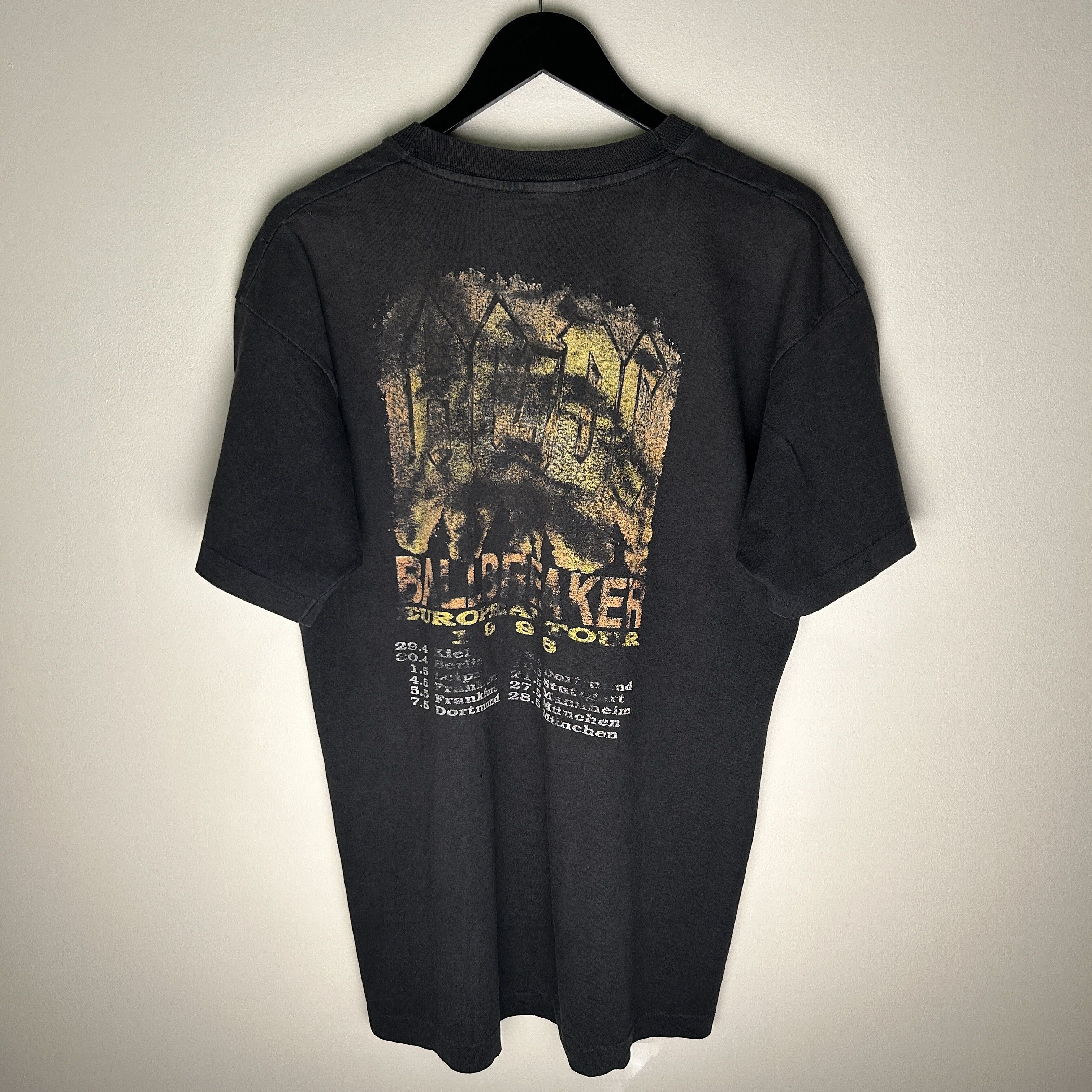 Band Tees Vintage AC/DC Ballbreaker Tour 1996 Band T-shirt Size US XL / EU 56 / 4 - 2 Thumbnail