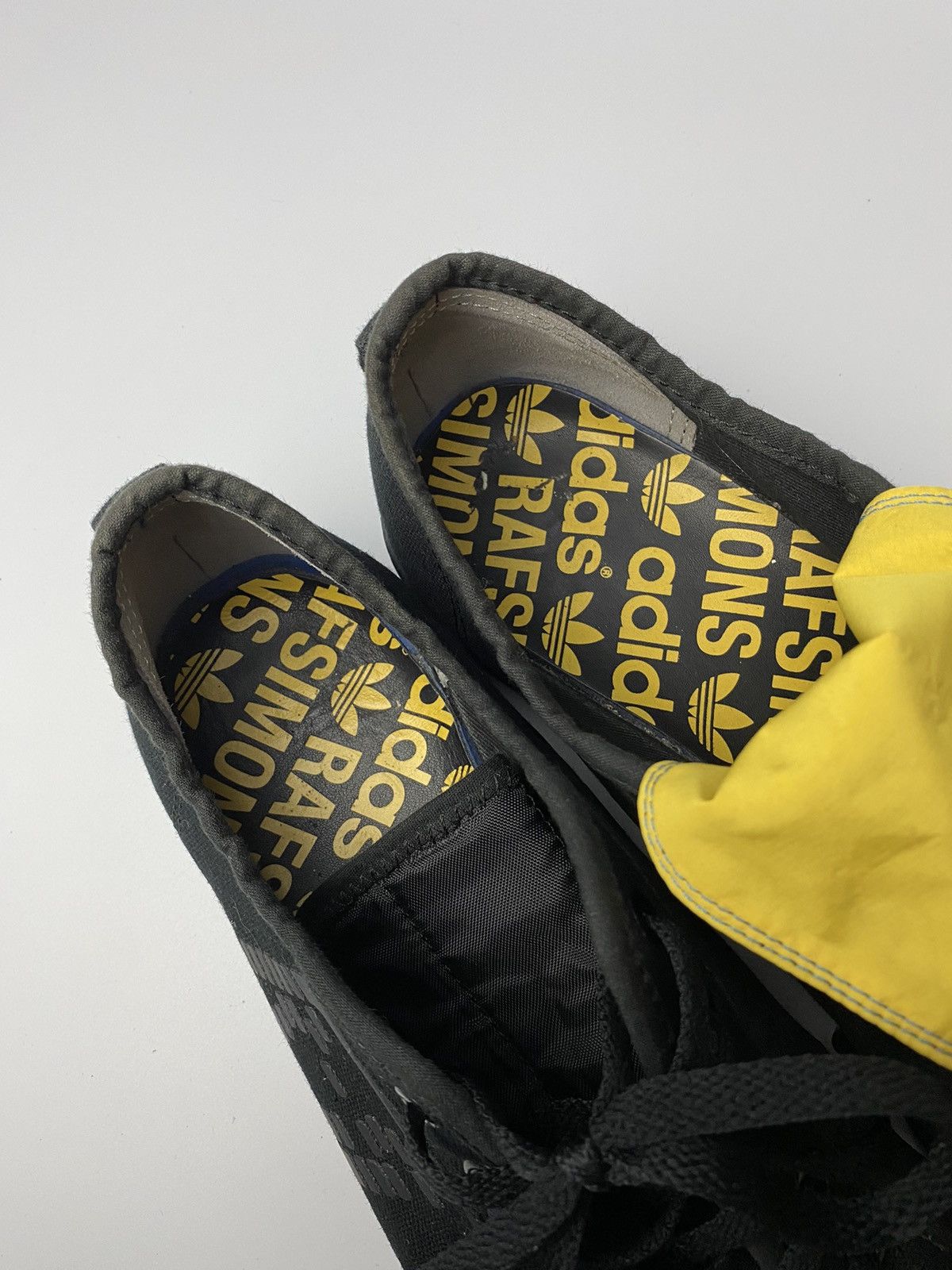 Adidas × Raf Simons Raf Simons x Adidas Originals Edition Spirit Low Sneakers Size US 10.5 / EU 43-44 - 8 Thumbnail
