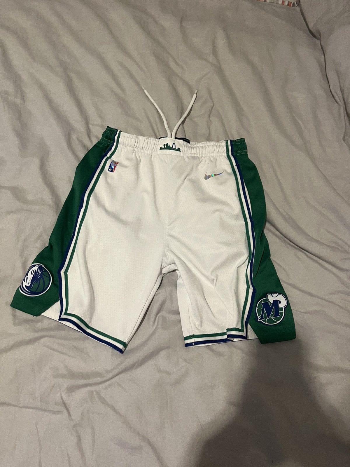 Nike Basketball Shorts Size US 30 / EU 46 - 1 Thumbnail