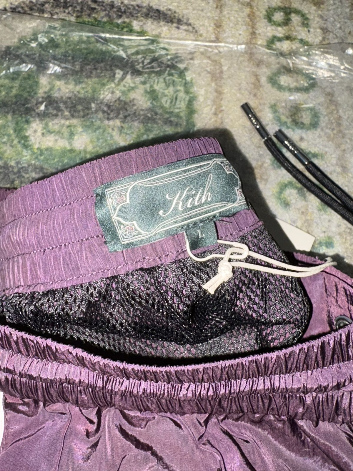 Kith Kith x New Balance Madison IV Short Nouveau (LARGE) Size 32 - 4 Thumbnail