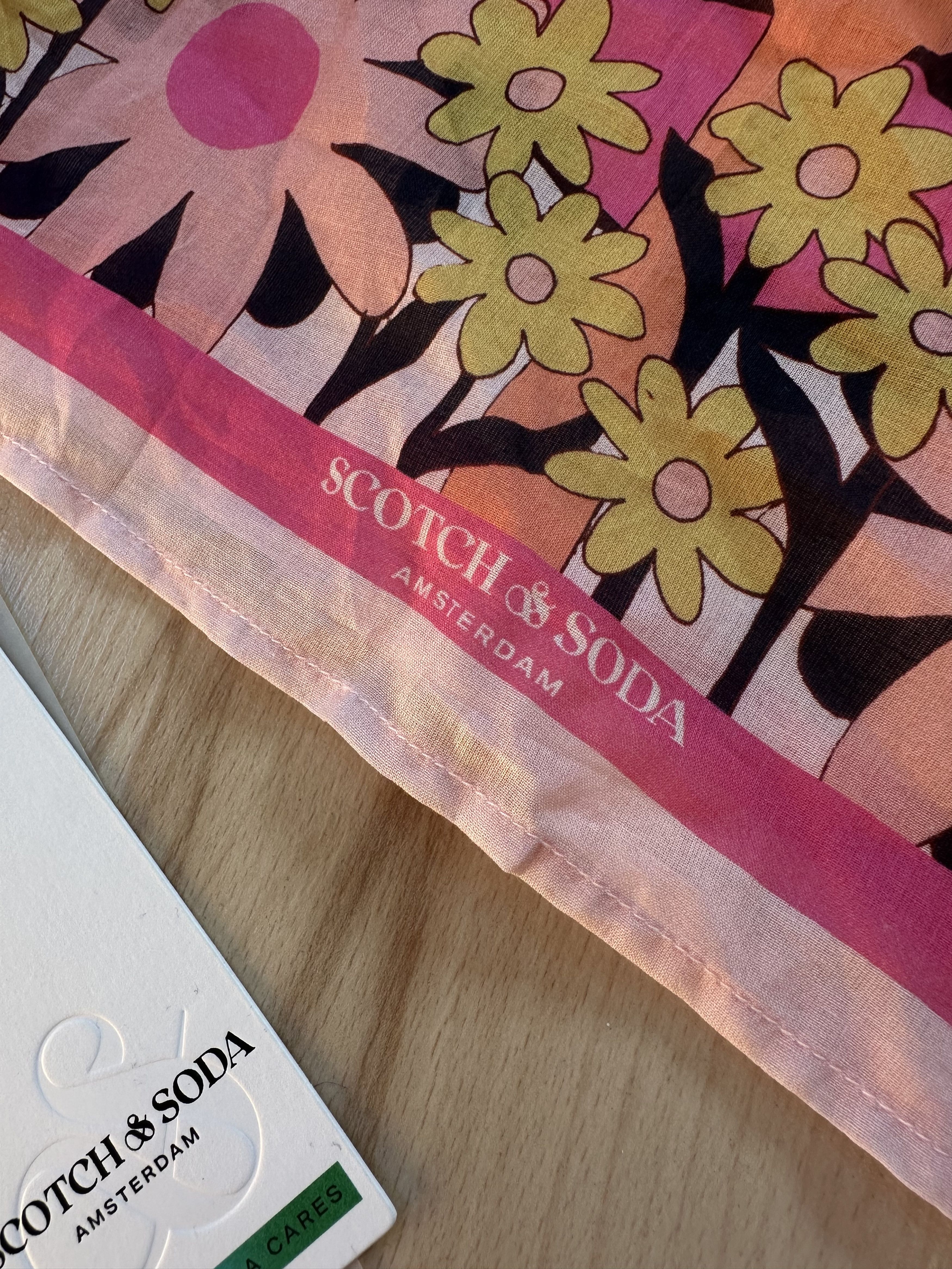 Scotch & Soda handkerchief scotch & soda 172518-23-SSLM-K70 Color 5696 Size ONE SIZE - 6 Thumbnail