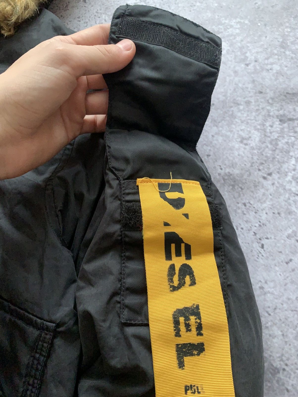 Diesel 🔥 CRAZY DIESEL Y2K OPIUM ALASKA MOHAIR BOMBER JACKET Size US M / EU 48-50 / 2 - 8 Thumbnail