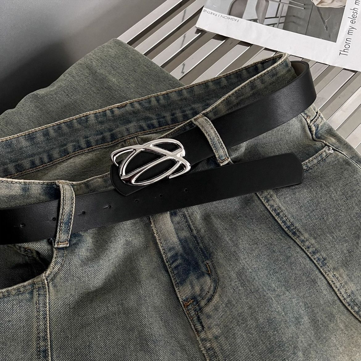 Designer Dark Vintage Belt Riveted Belts Menswear Accessories Size ONE SIZE - 3 Thumbnail