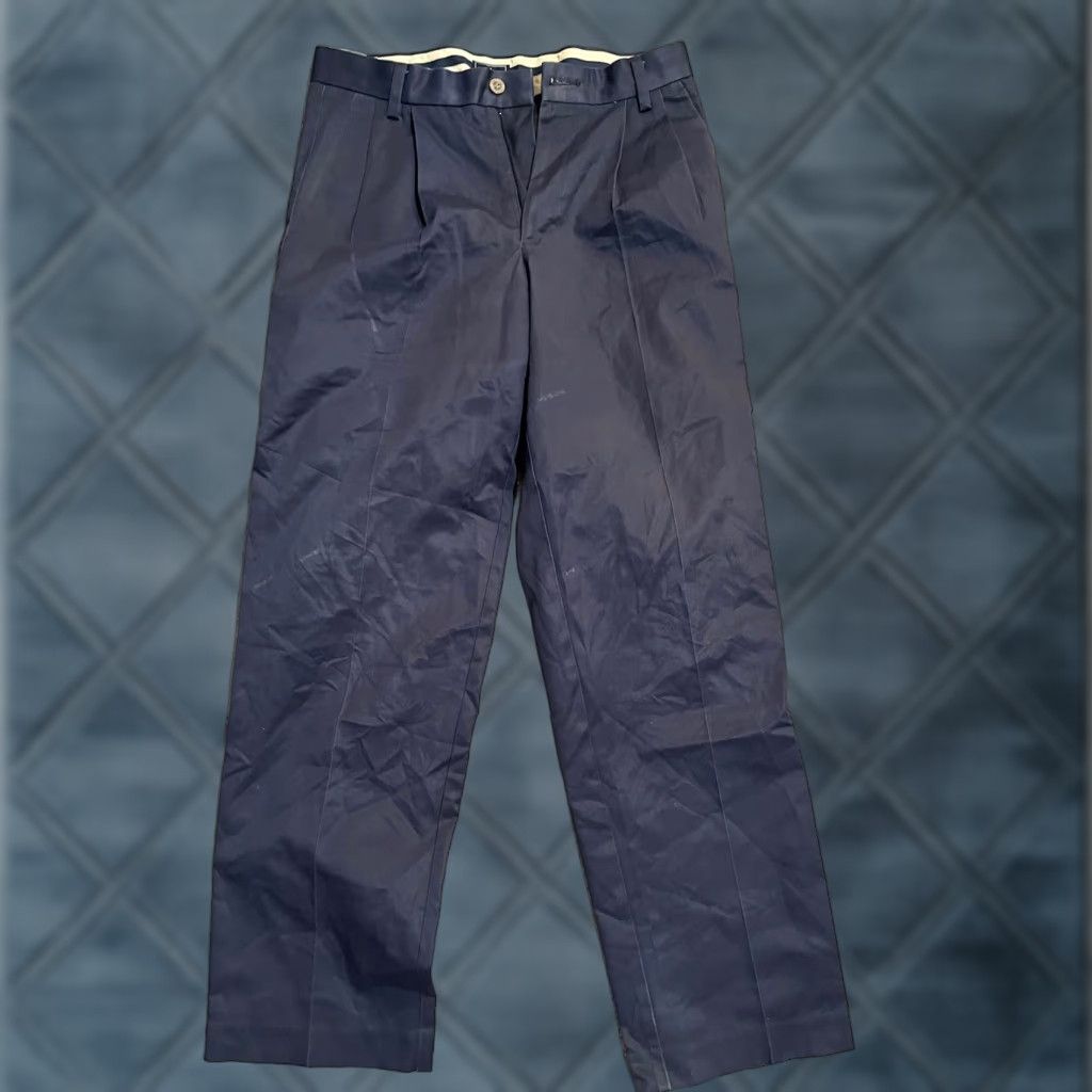 Dockers DOCKERS Classic Fit Pleated Dress Pants 30x32 Navy Vintage Distressed Solid Regular Men Pants Chinos 30 32 Navy Dockers D3 Size US 30 / EU 46 - 1 Thumbnail