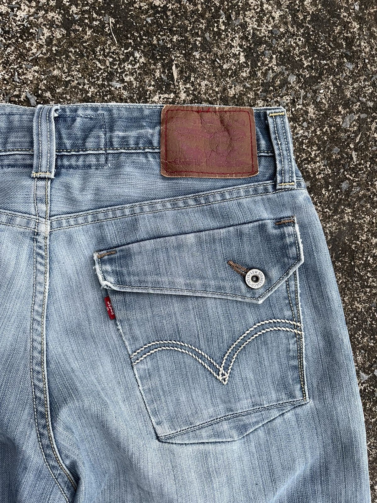Levi's Vintage Levis 527 Flare Bootcut Jeans Distressed Size US 32 / EU 48 - 8 Thumbnail