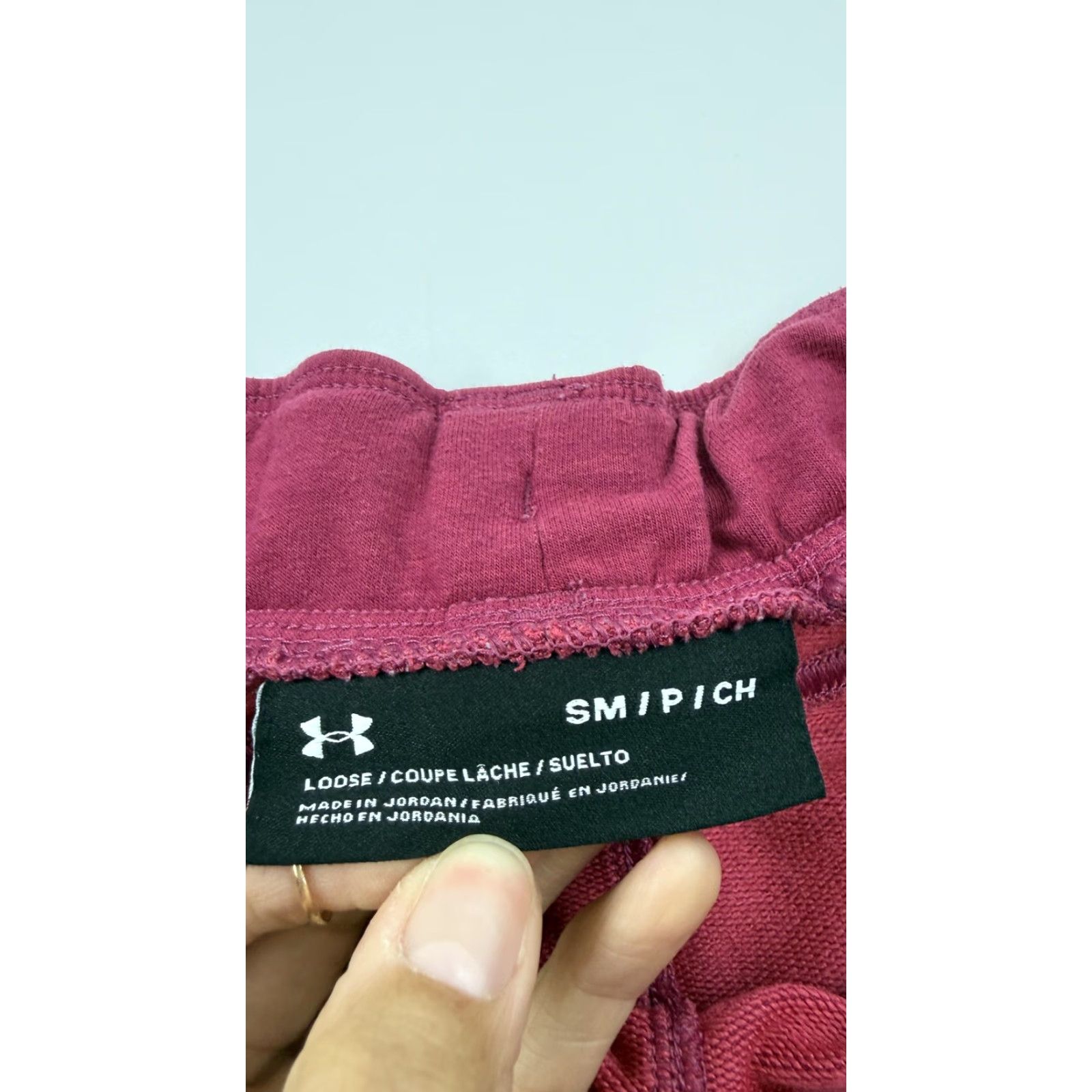 Under Armour Under Armour Shorts Womens Small Burgundy Drawstring Athletic Style Size 28" / US 6 / IT 42 - 4 Thumbnail