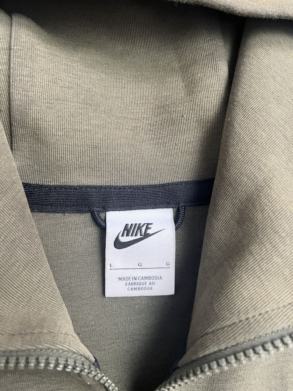 Nike Paris Saint-Germain PSG Tech Fleece Pack Zip Hoodie Size L Size US L / EU 52-54 / 3 - 5 Thumbnail