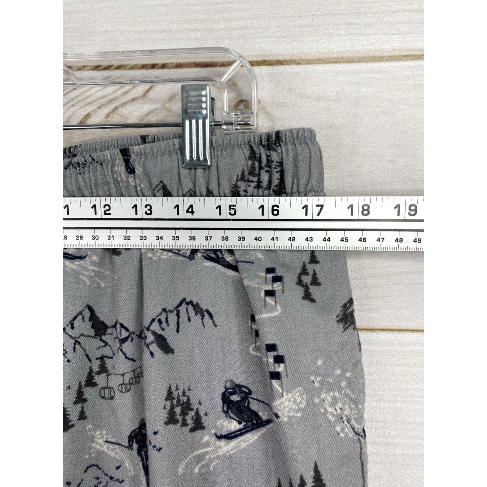 Lands' End Lands' End Mens Pajama Pants L Gray Mountains Ski Resort Print Flannel 100% Cotton Winter Holiday Christmas Man Reg Sim Tee Size US 33 - 3 Thumbnail