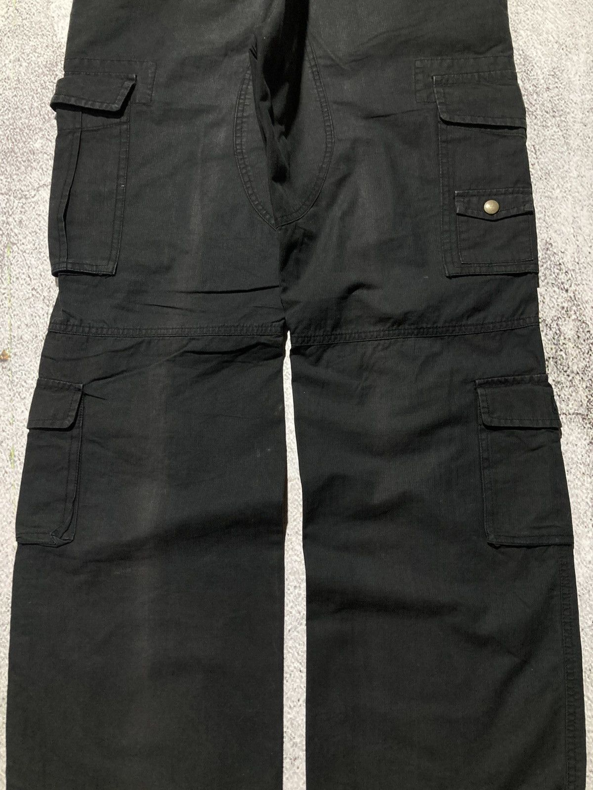 Japanese Brand 2000s Takeo Kikuchi Multipocket Cargo Pants Black Designer Size US 34 / EU 50 - 13 Thumbnail