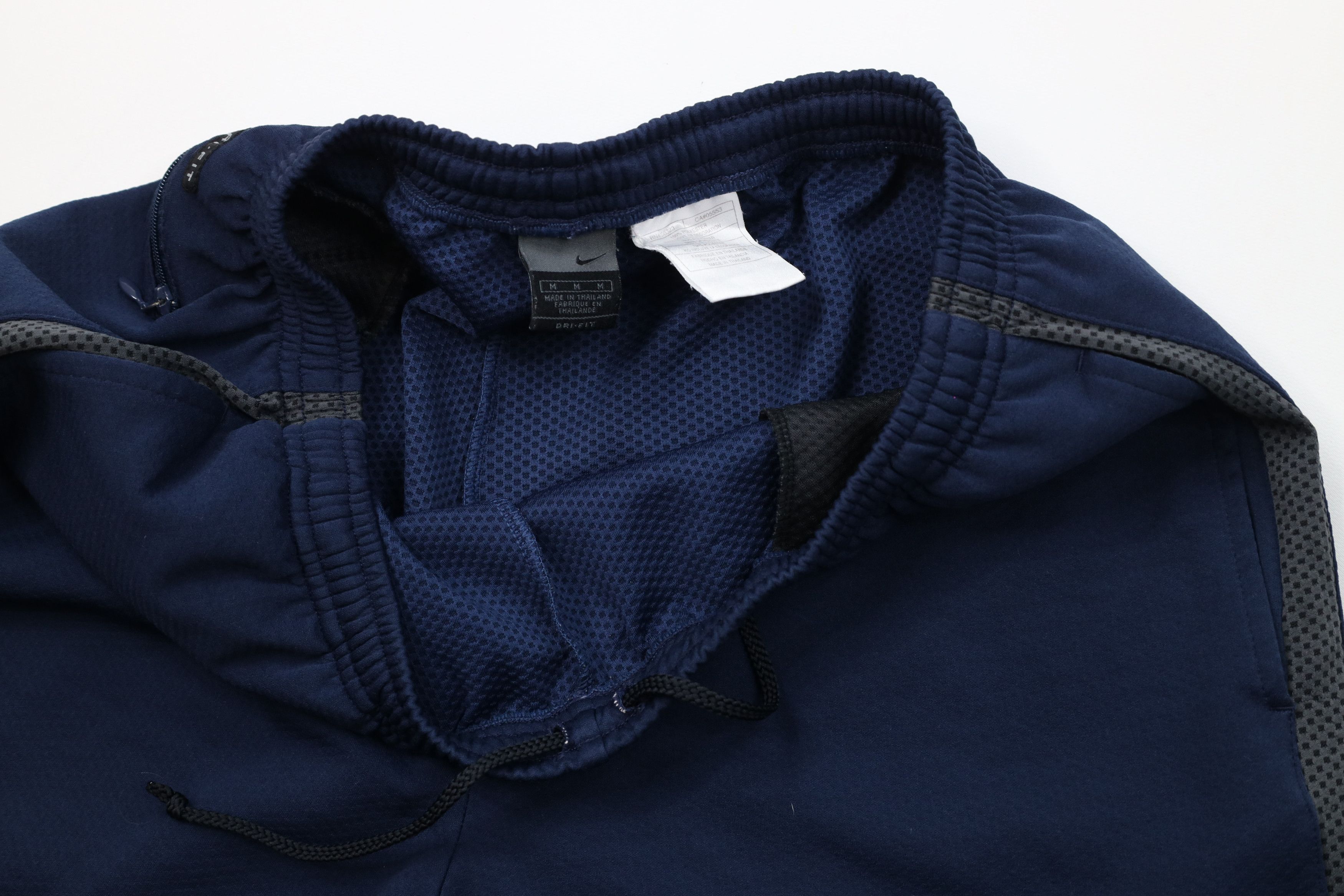 Nike Vintage Nike Mini Swoosh Thermal Knit Above Knee Shorts Size US 32 / EU 48 - 7 Thumbnail