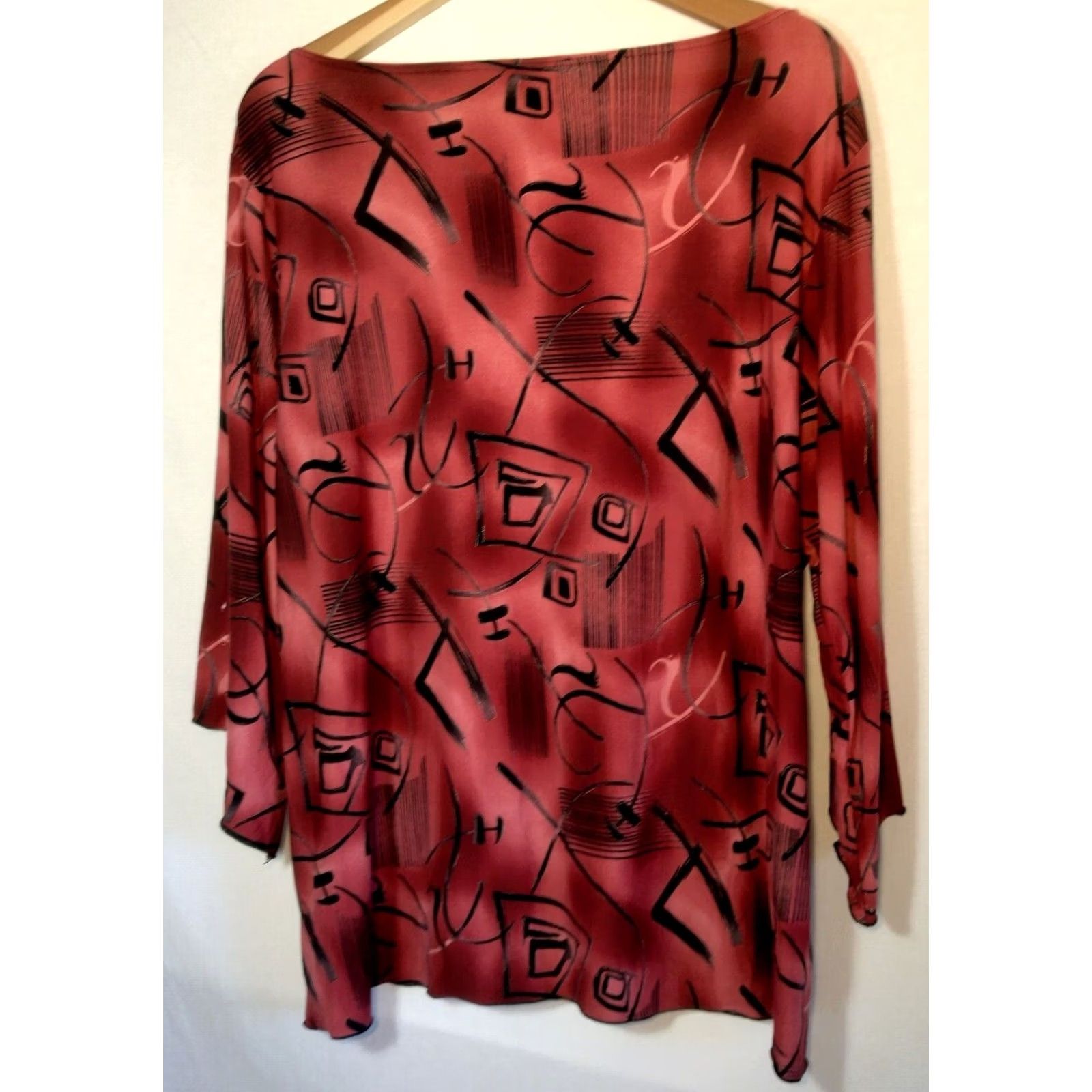 4SDESIGNS MKM Designs Shirt Plus Size 2XL Tunic Red Flutter Sleeve Abstract Gold Flaws Vintage Women Mens? Size XXL / US 16-18 / IT 52-54 - 2 Thumbnail