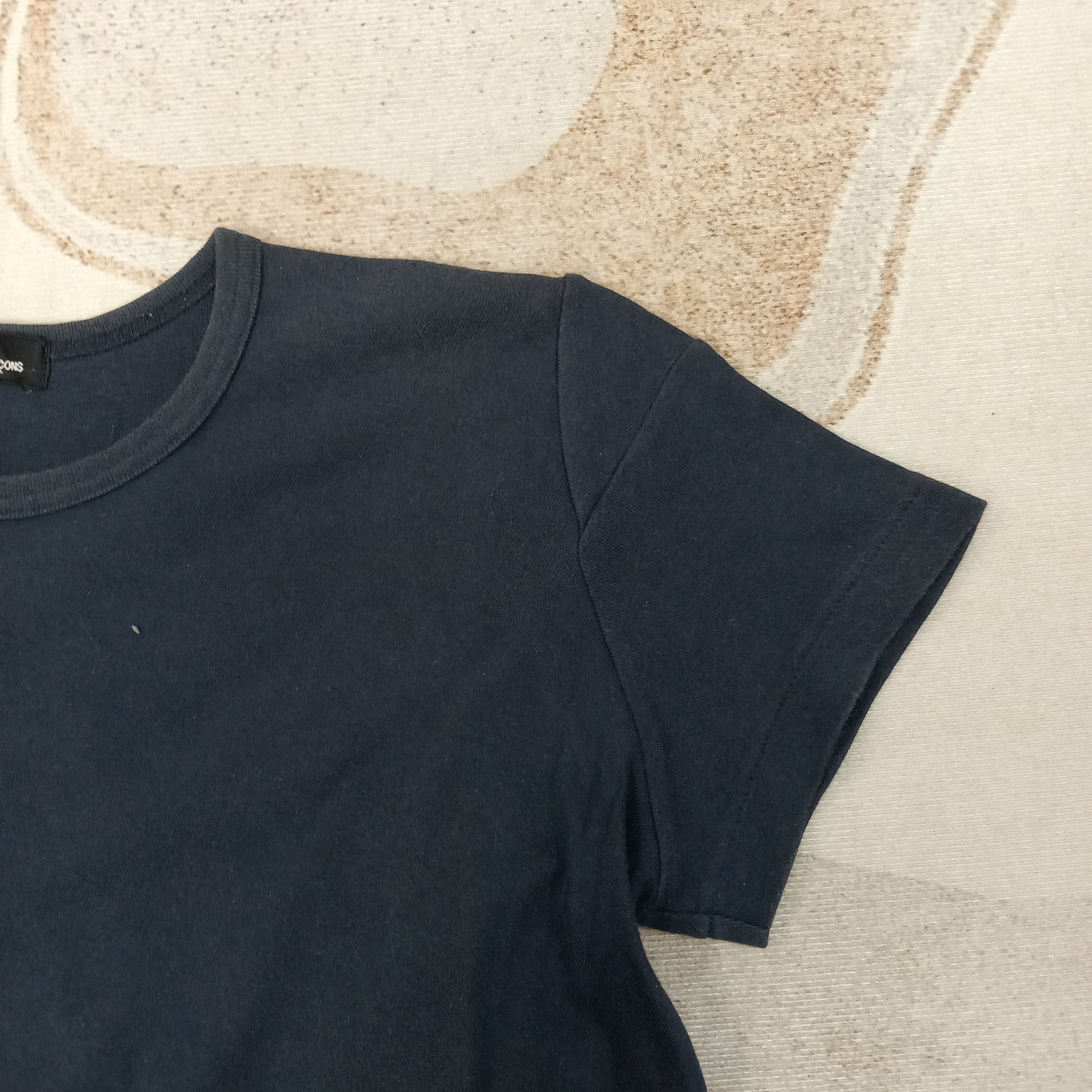 Tricot Comme des Garcons Tricot Comme Des Garcons Rare Tshirt C259N36 Size S / US 4 / IT 40 - 3 Thumbnail