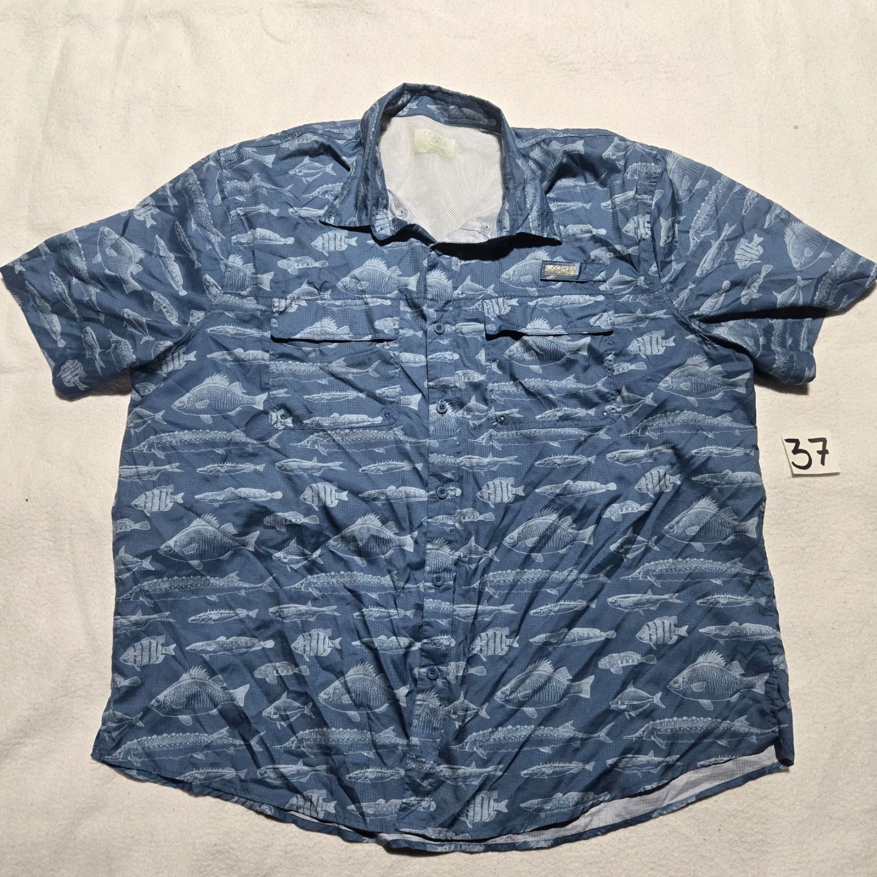 Vintage Ocean & Coast Shirt Adult 2XL Blue Short Sleeve Button-Up Outdoor Pockets Casual Mens Size US XXL / EU 58 / 5 - 2 Thumbnail