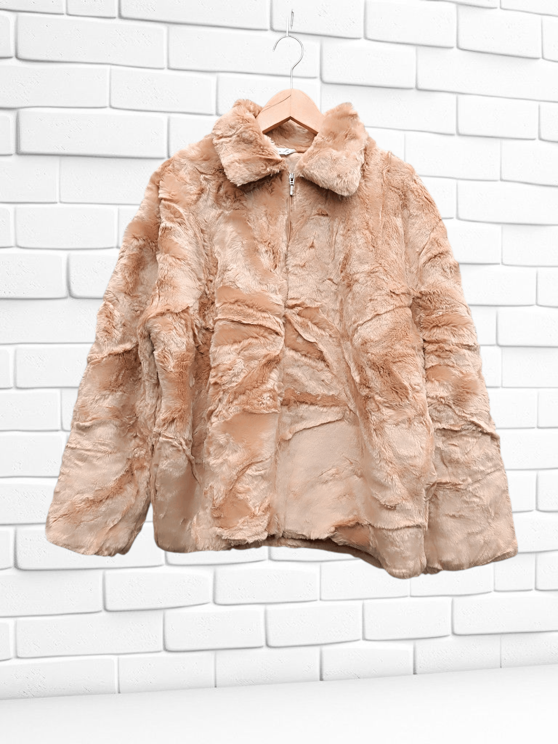 Japanese Brand Vintage Faux Fur Zip Up Winter Jacket Size US L / EU 52-54 / 3 - 1 Thumbnail