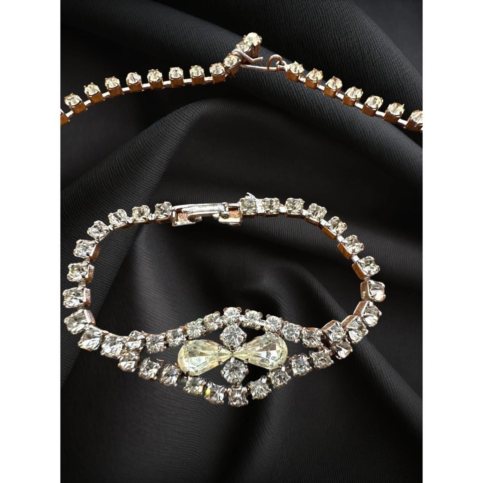 Vintage Vintage Rhinestone Necklace and Bracelet Set Size ONE SIZE - 9 Thumbnail
