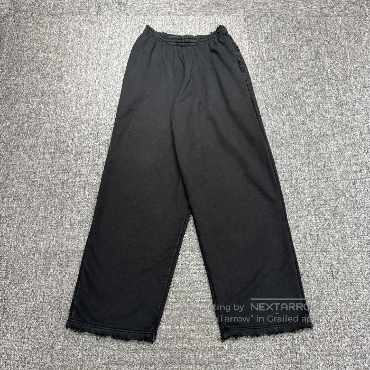 Balenciaga Balenciaga sizes Broad-leg casual pantsBroad-leg casual pan Size US 28 / EU 44 - 2 Thumbnail