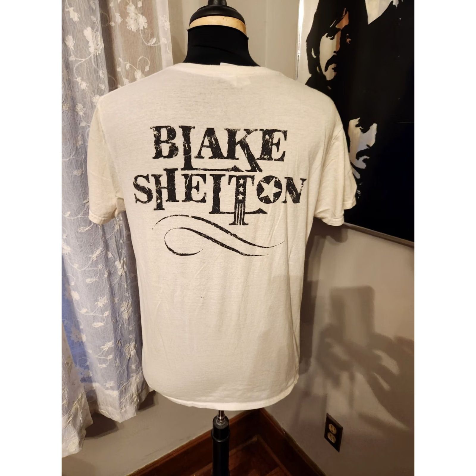 Gildan Blake Shelton The Voice White Double Sided Graphic T Shirt Size Large Mens Shirt Size US L / EU 52-54 / 3 - 2 Thumbnail