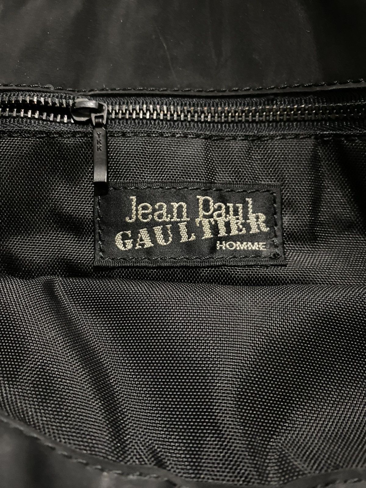 Jean Paul Gaultier Jean Paul Gualtier Iconic dragon Embosses Sling bag Size ONE SIZE - 9 Thumbnail