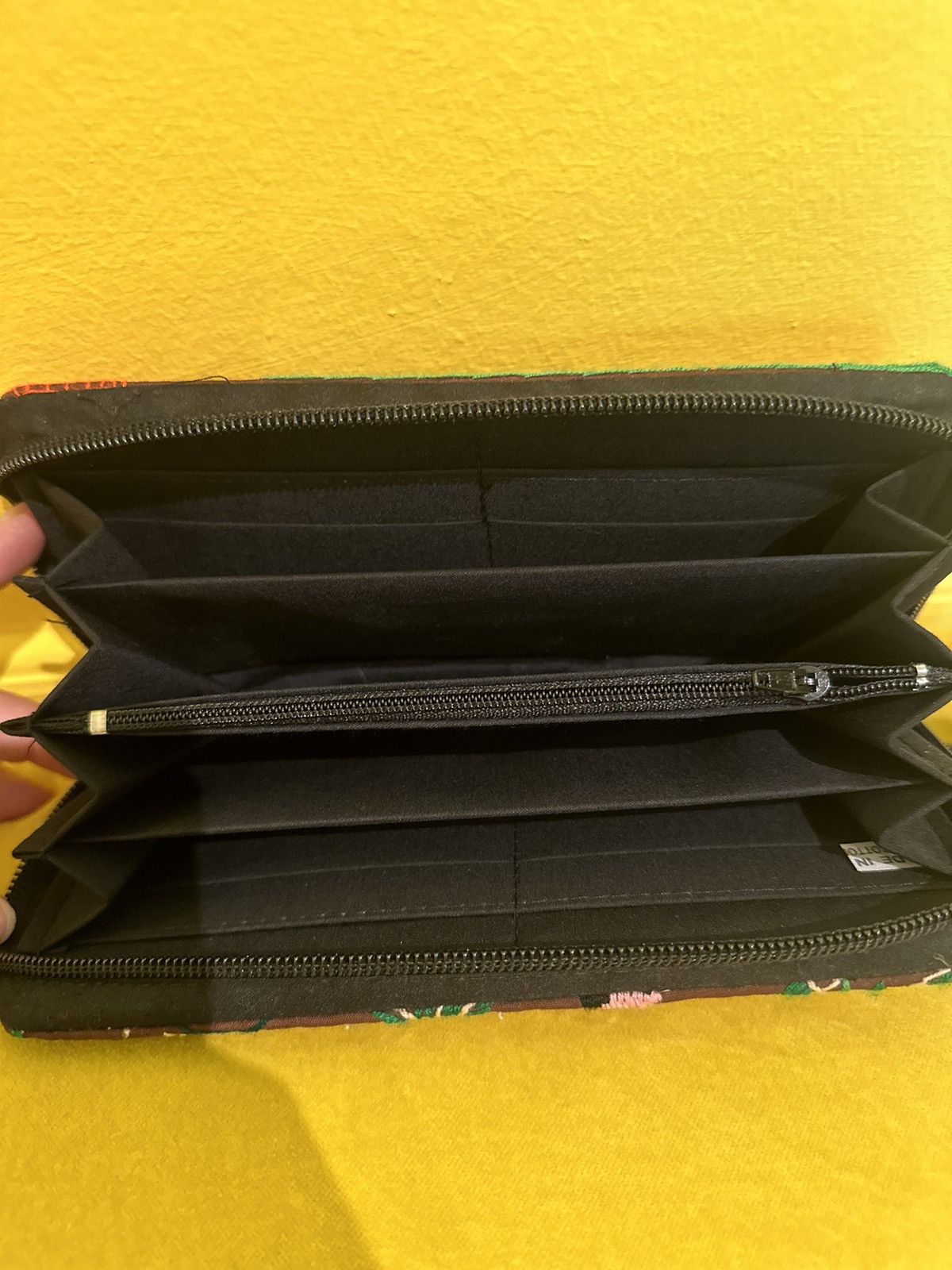Other Colorful Embroidered Wallet Size ONE SIZE - 7 Thumbnail