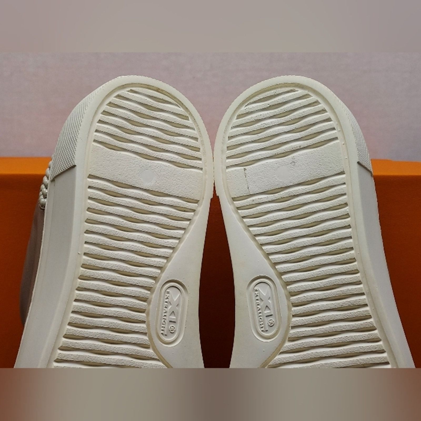 AGL AGL Womens Pale Skin Milk Sneaker Shoes Size 36.5 (6.5) Size US 6.5 / IT 36.5 - 11 Thumbnail