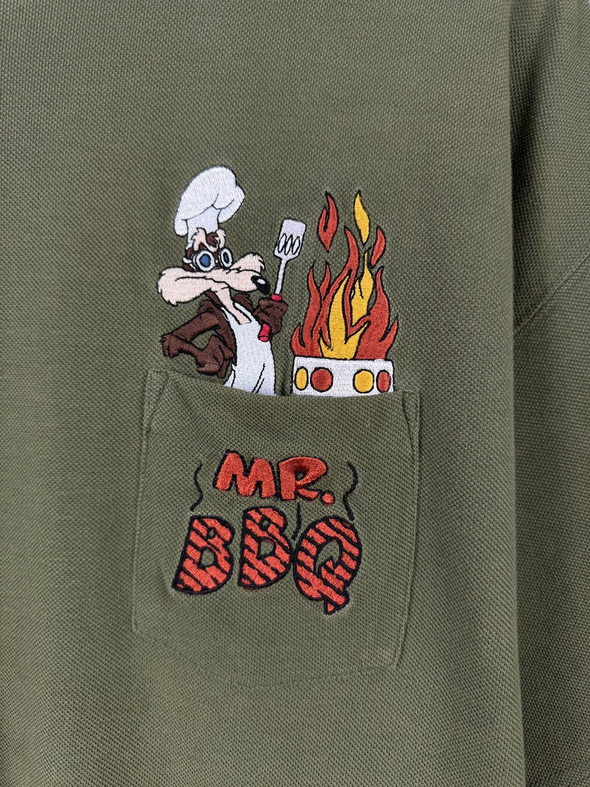 Warner Bros Men’s Warner Bros Studio Store T-Shirt Mr.BBQ 1998 Size XL Size US XL / EU 56 / 4 - 5 Thumbnail
