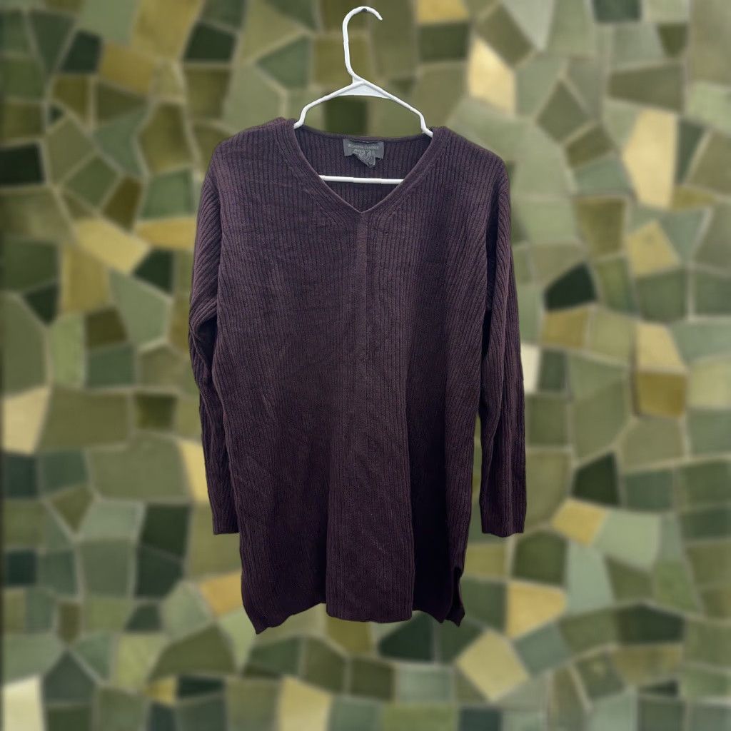 CO Working Class Designs & Co Womens Sweater Size 18/20 Purple Long Sleeve V-Neck Pullover Shirt Women Size XXL / US 16-18 / IT 52-54 - 1 Thumbnail