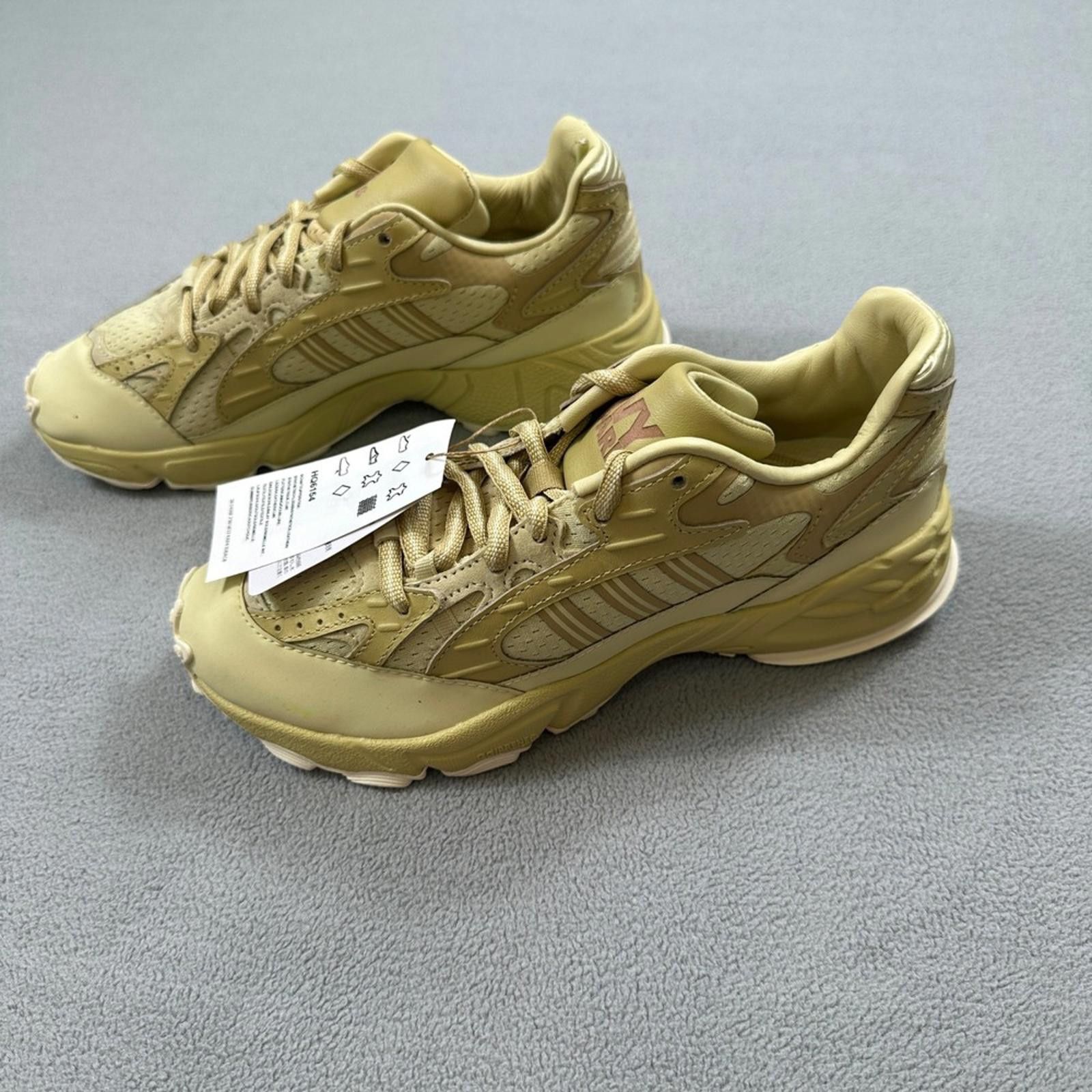 Adidas NWOB Adidas Ivy Park Womens 5.5 Savage Shoes Sneakers Beige Size US 5.5 / IT 35.5 - 1 Thumbnail