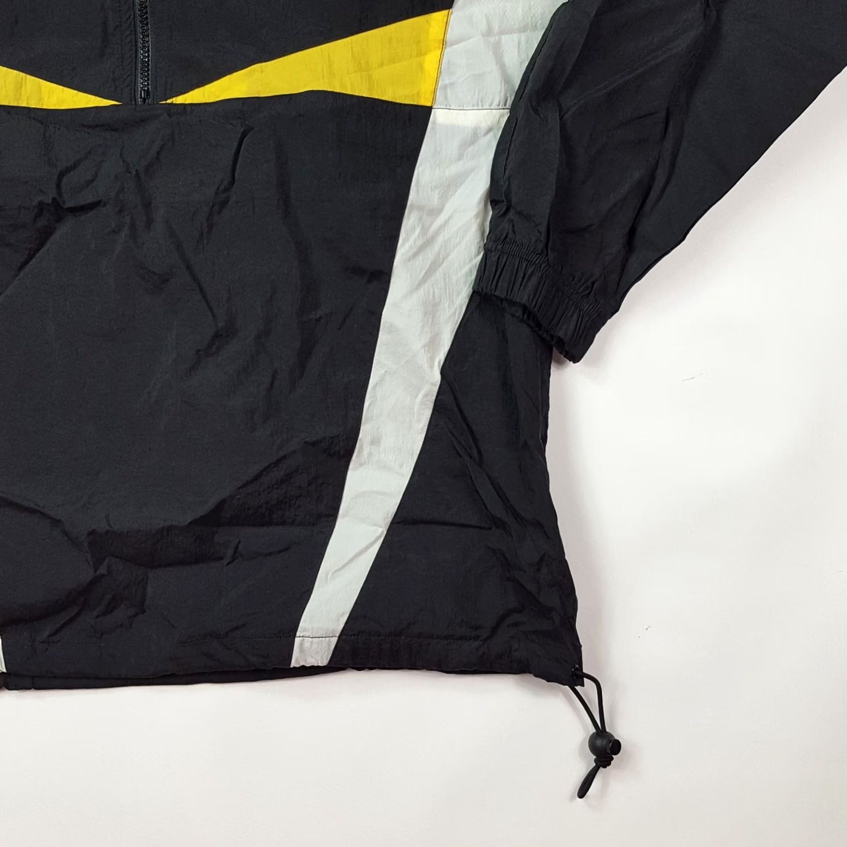 Reebok VINTAGE Reebok Jacket Women's L Zip Up Long Sleeve Black 90s Retro Athletic Outdoor Pockets Mens Girls Womens Size L / US 10 / IT 46 - 3 Thumbnail
