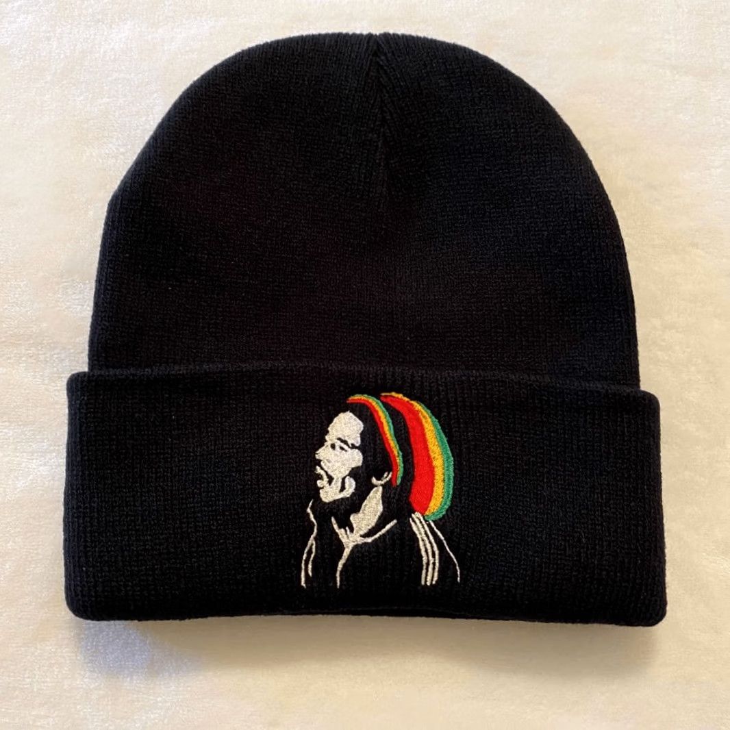 Vintage Mens Embroidered Bob Marley Rock N’ Roll Reggae Fold-Over Beanie Hat Black Size ONE SIZE - 2 Thumbnail