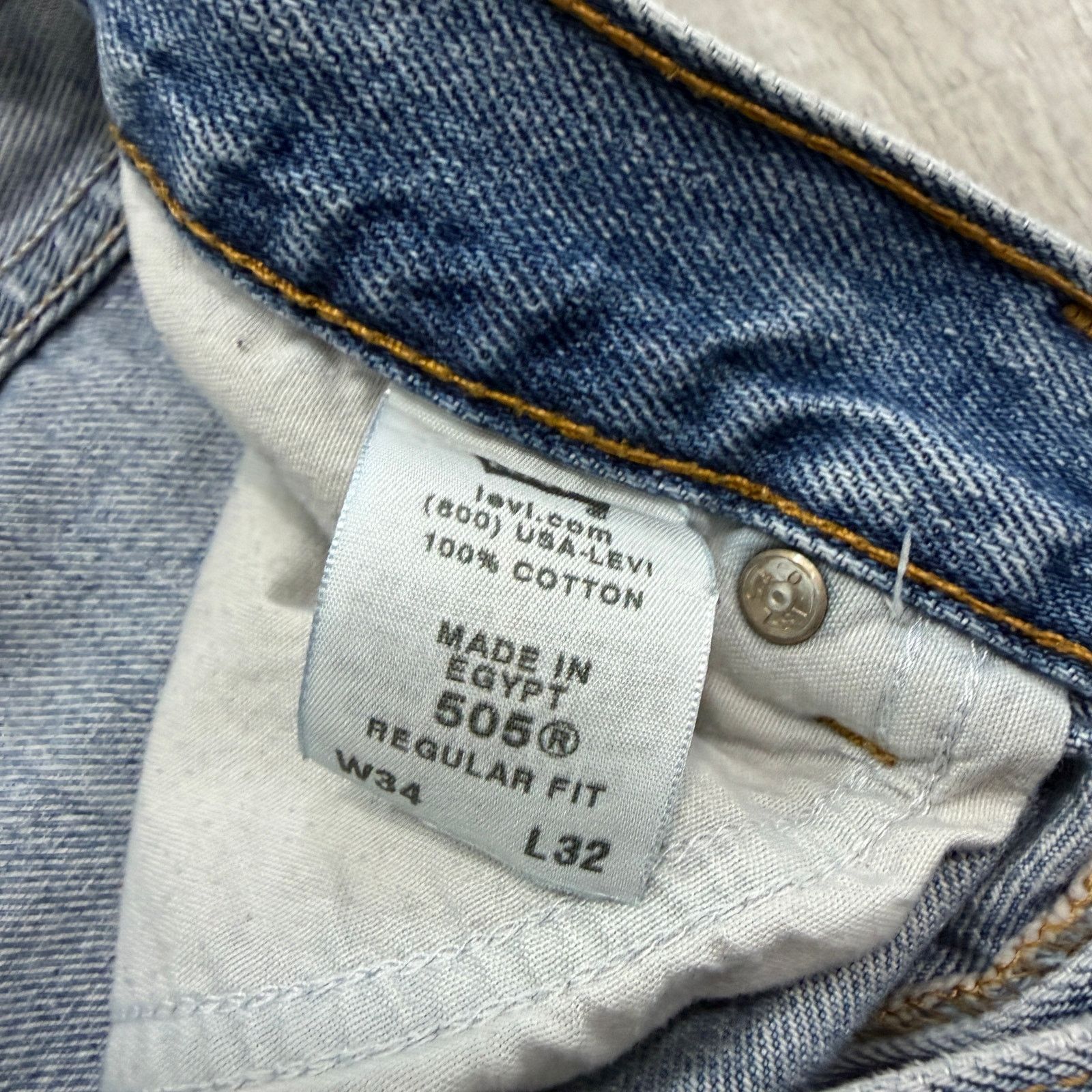 Vintage Vintage Levis 505 Jeans Men's 34x32 Blue Denim Regular Fit Size US 34 / EU 50 - 7 Thumbnail